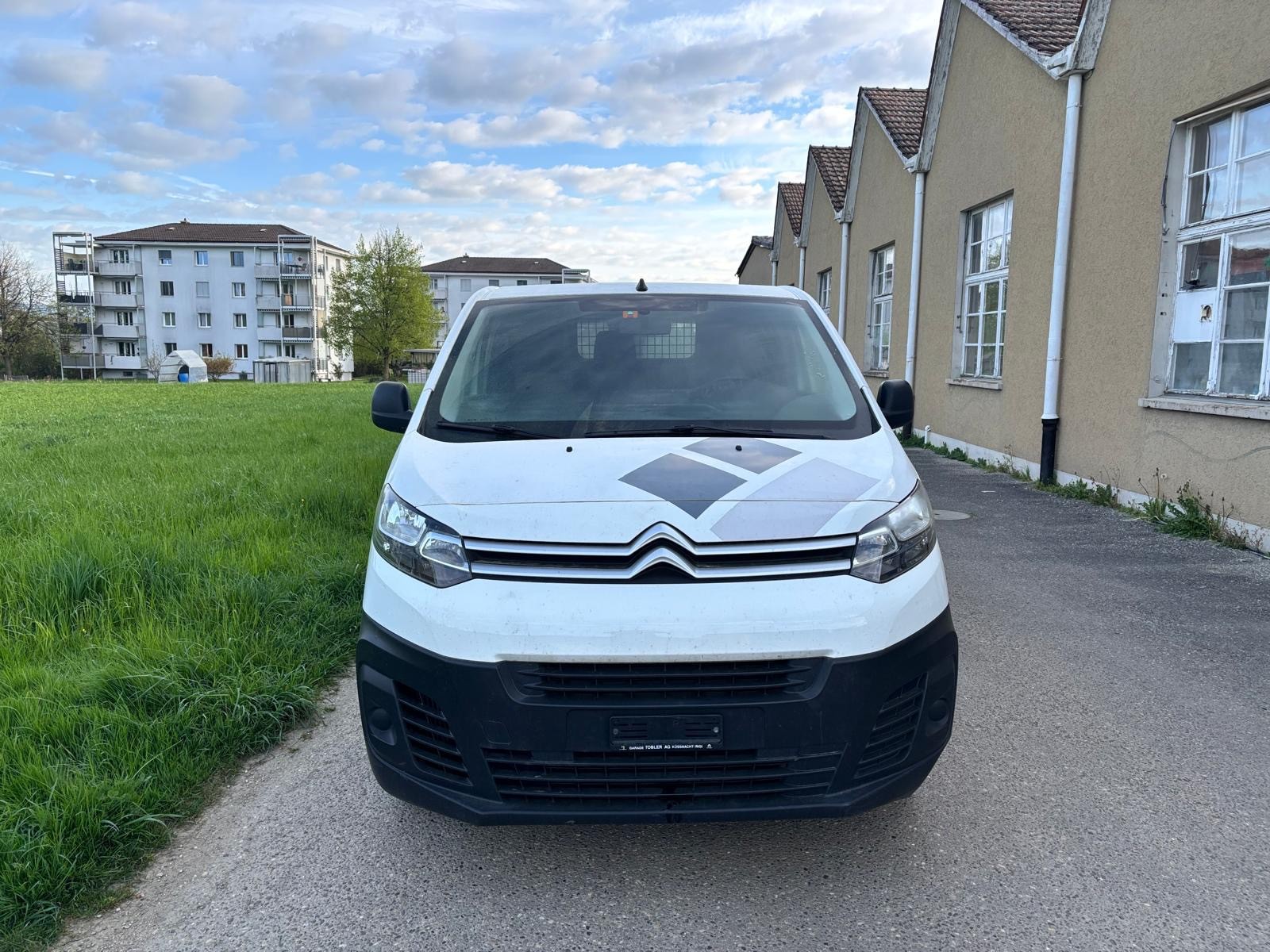 CITROEN Jumpy 1.6 BlueHDi 95 XS Attraction-image-1