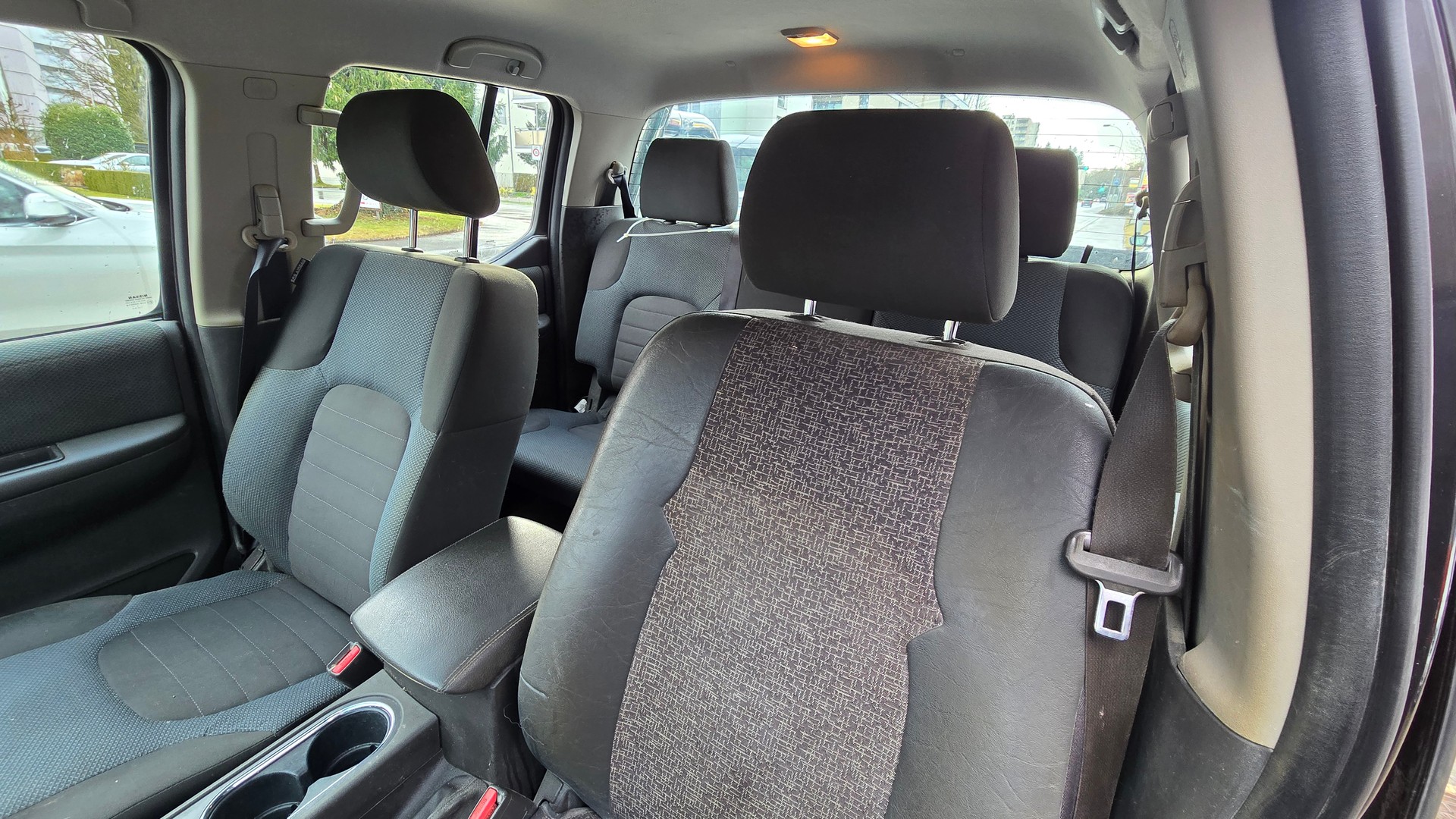 NISSAN Navara Double Cab LE 2.5 dCi 4WD-image-11