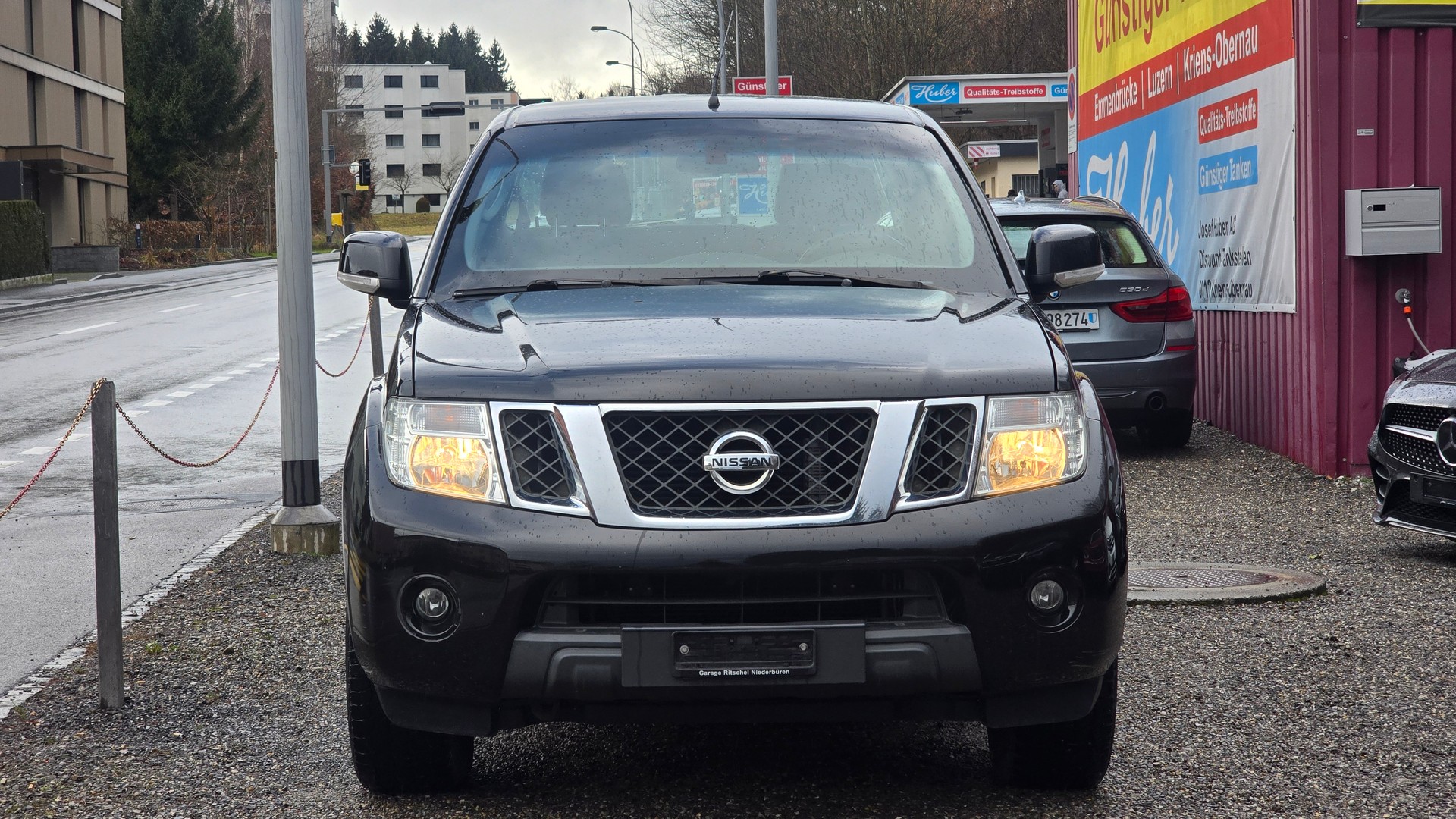 NISSAN Navara Double Cab LE 2.5 dCi 4WD-showroom-element-1