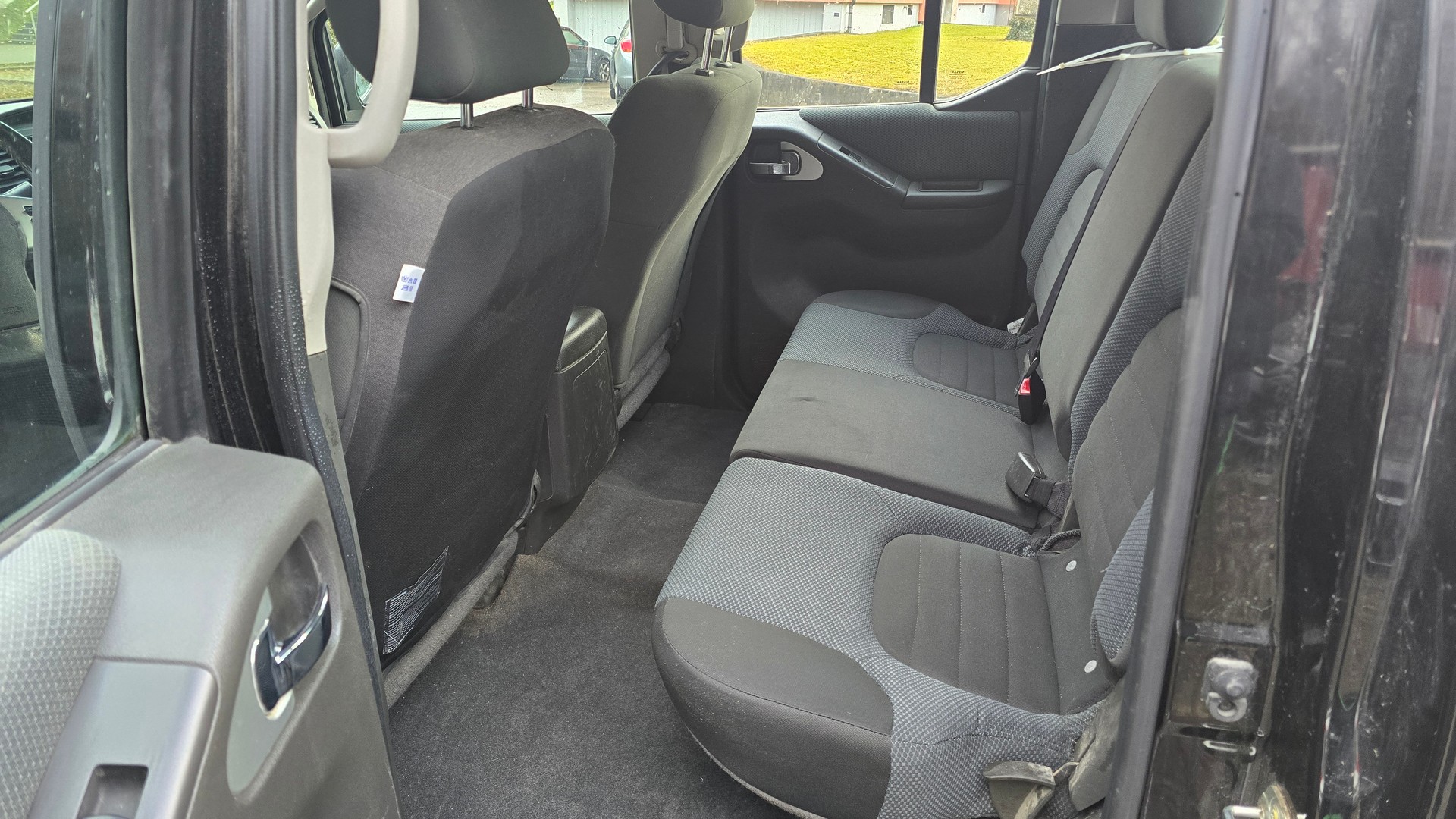 NISSAN Navara Double Cab LE 2.5 dCi 4WD-image-12
