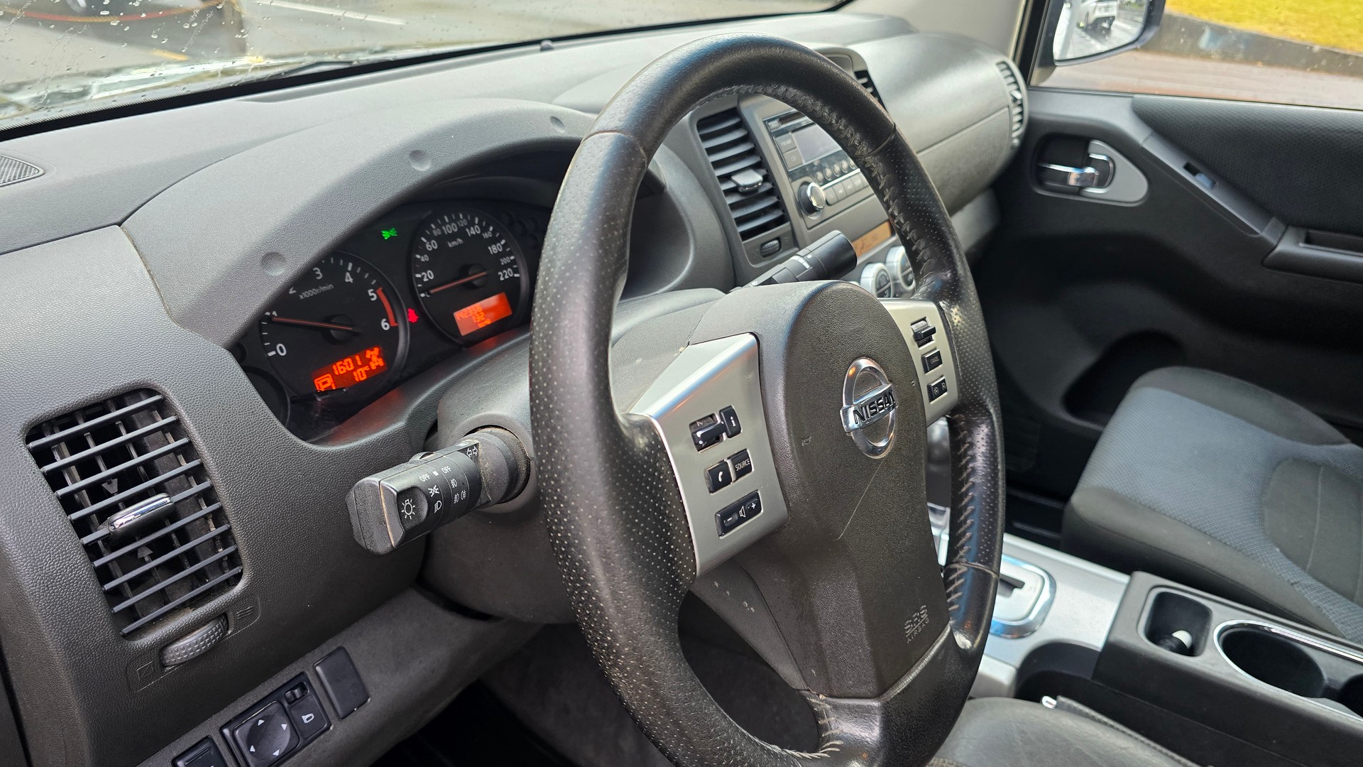 NISSAN Navara Double Cab LE 2.5 dCi 4WD-image-10