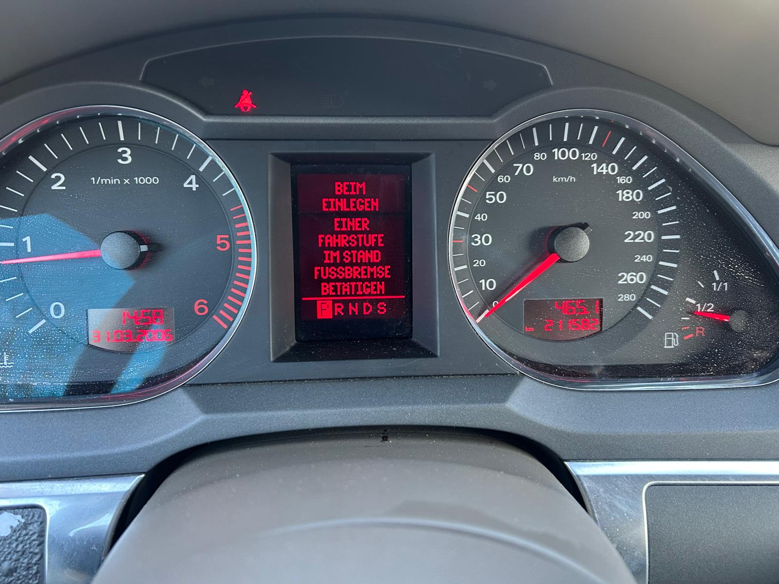 AUDI A6 Limousine 3.0 V6 TDI quattro-image-12