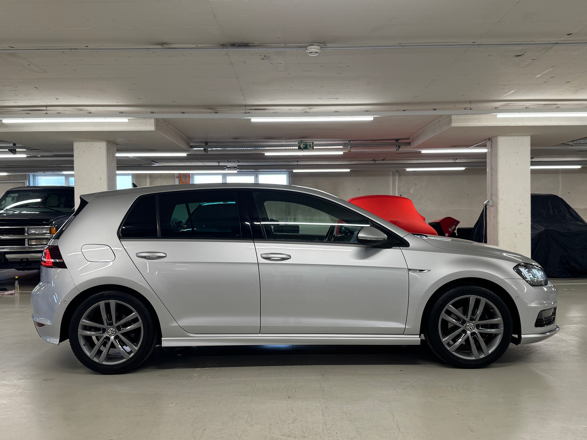 VW Golf 1.4 TSI Lounge R-Line DSG I Frisch ab MFK 02.26 I Frisch ab Service I 8-fach bereift I CH-Fhrz. I Garantie möglich I-image-5