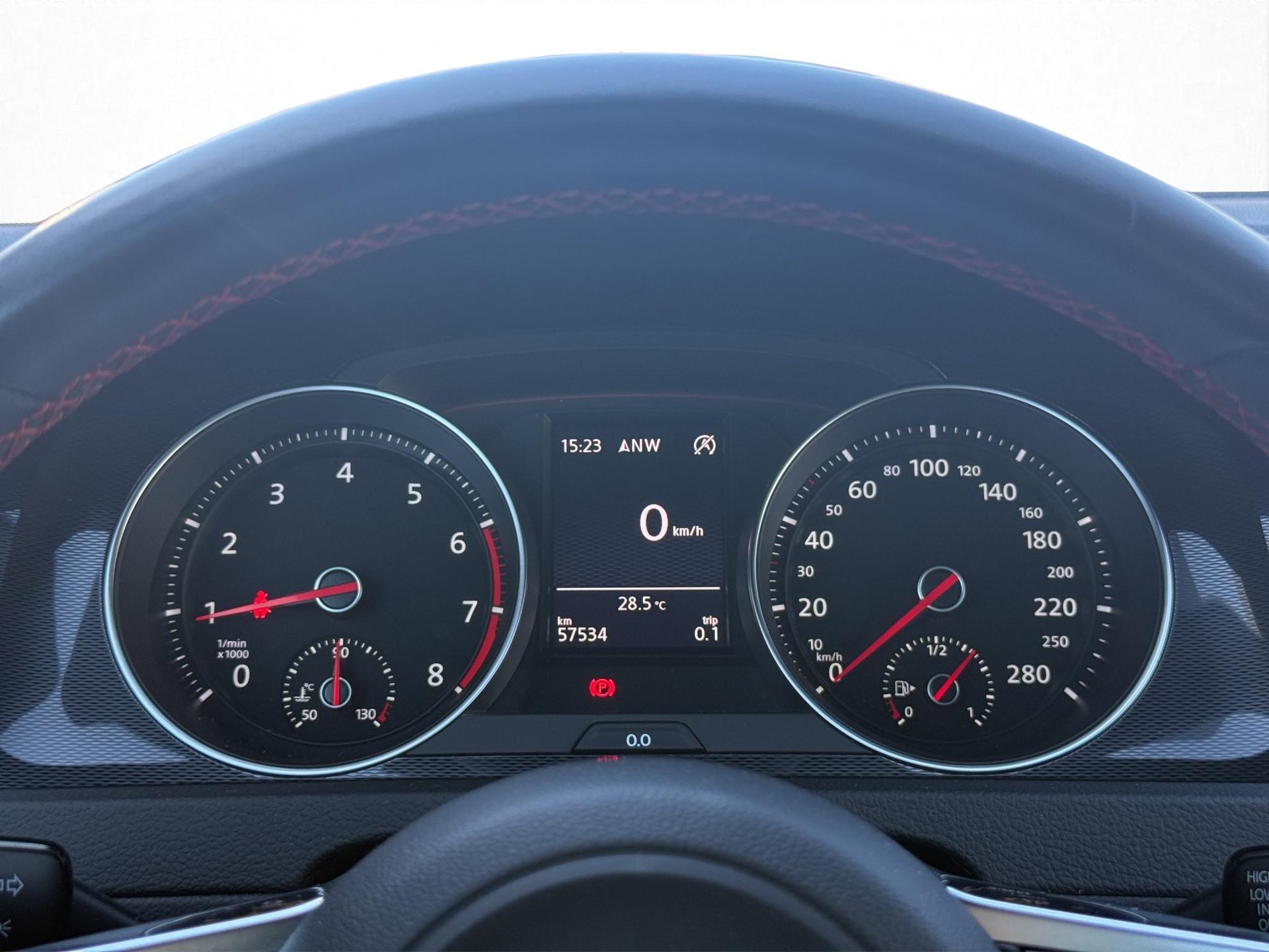 VW Golf VII 2.0 TSI GTI Performance-image-14