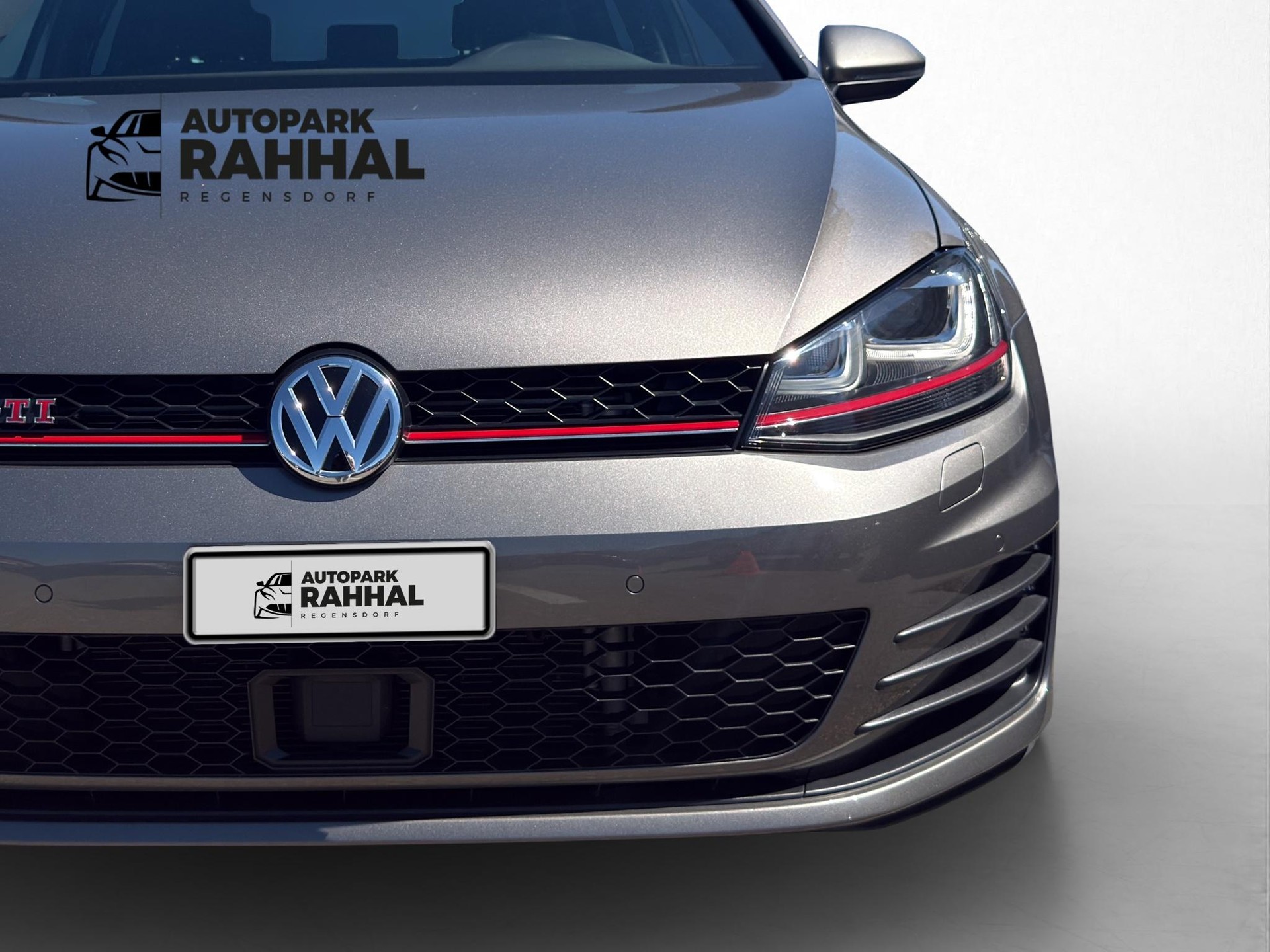 VW Golf VII 2.0 TSI GTI Performance-showroom-element-3
