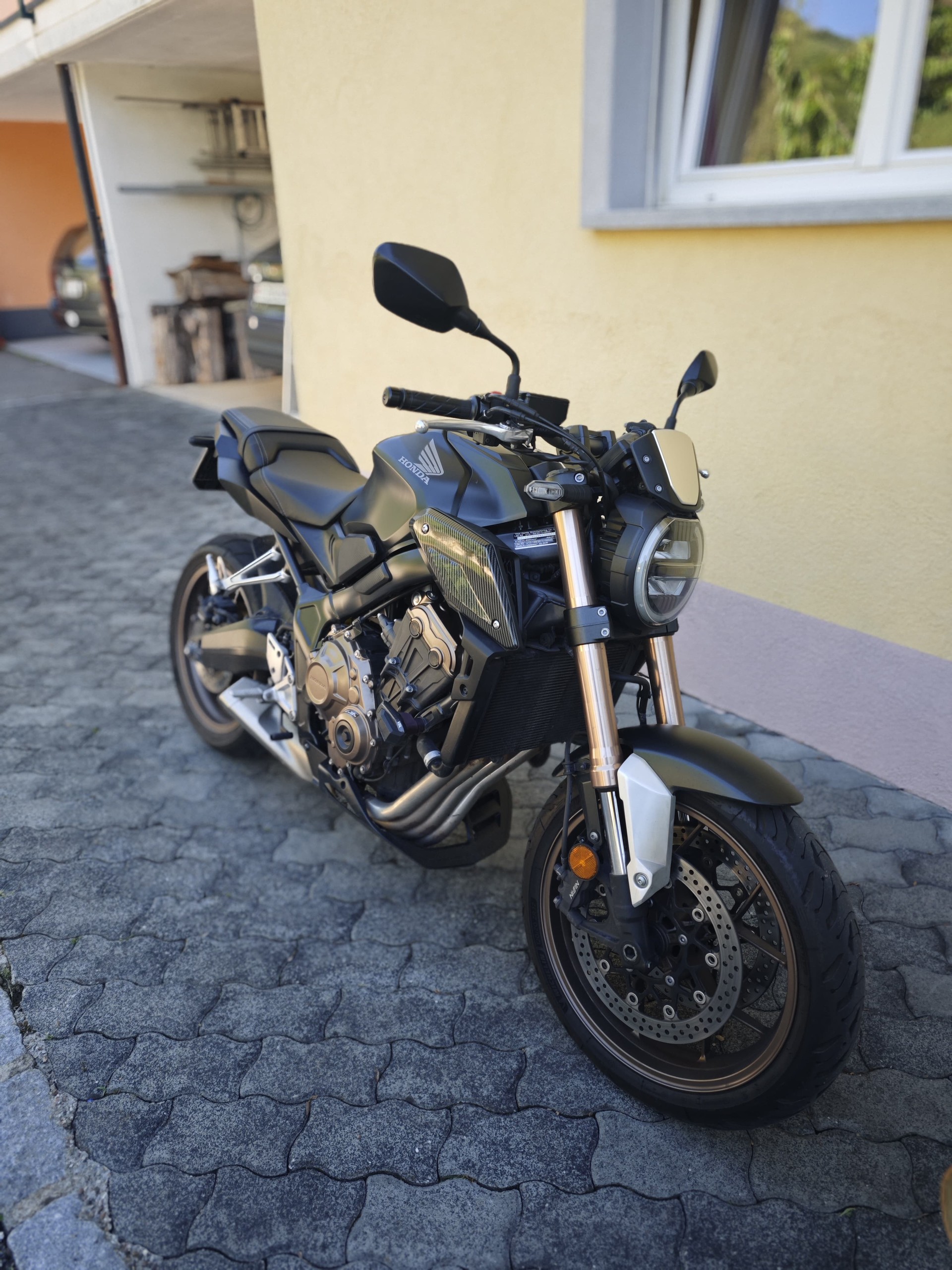 HONDA CB 650 R (35kW)-image-6