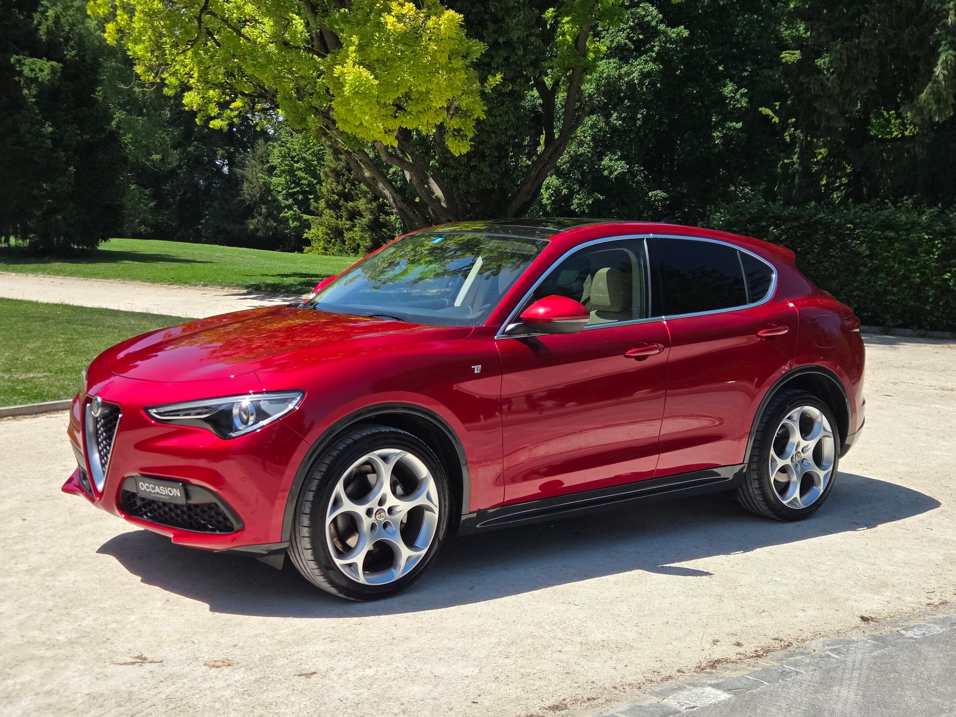 ALFA ROMEO STELVIO 2.0 Q4 VILLA D'ESTE LIMITIERTE SONDERSERIE IN ROSSO ETNA