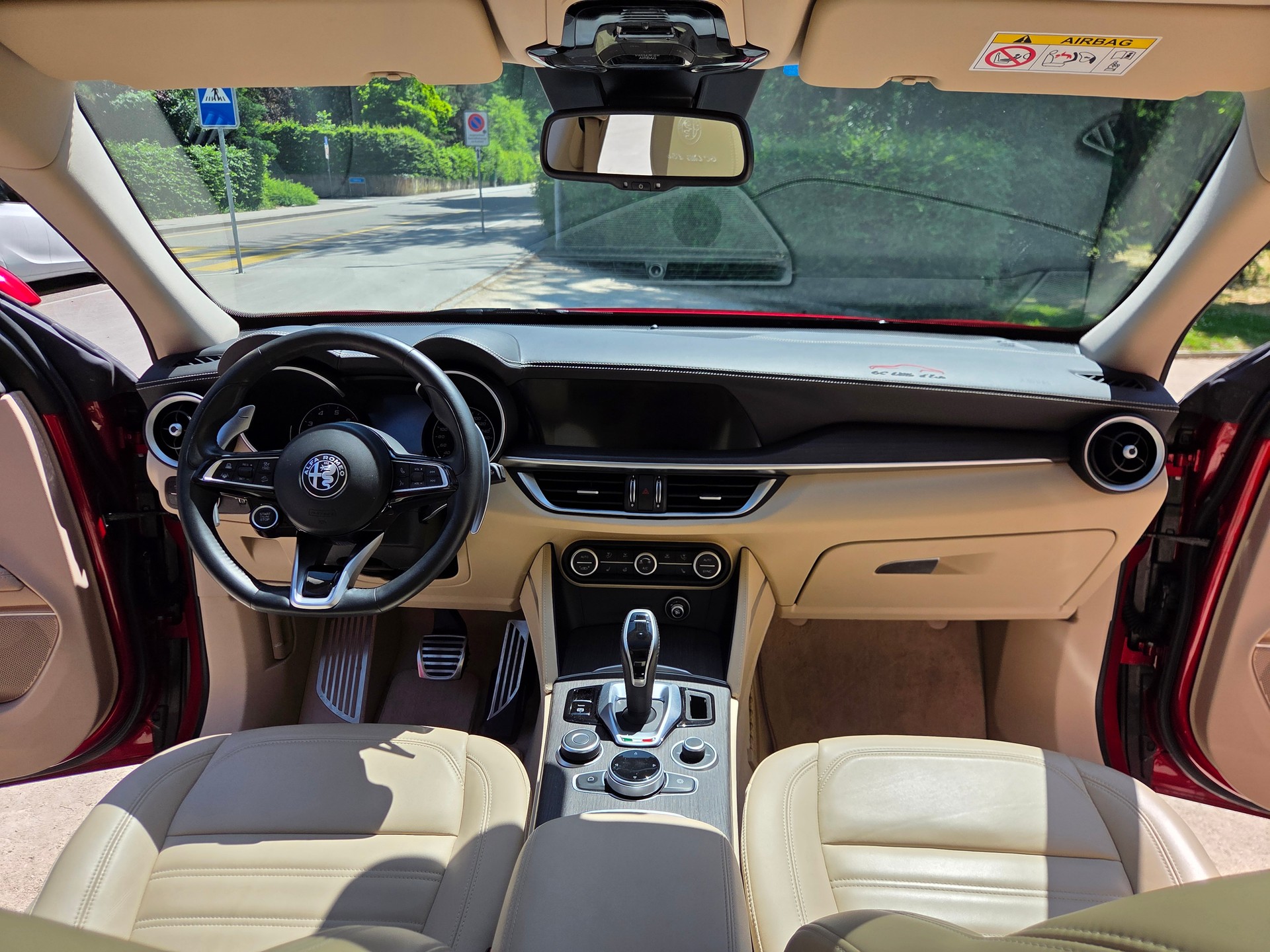 ALFA ROMEO STELVIO 2.0 Q4 VILLA D'ESTE LIMITIERTE SONDERSERIE IN ROSSO ETNA-image-13