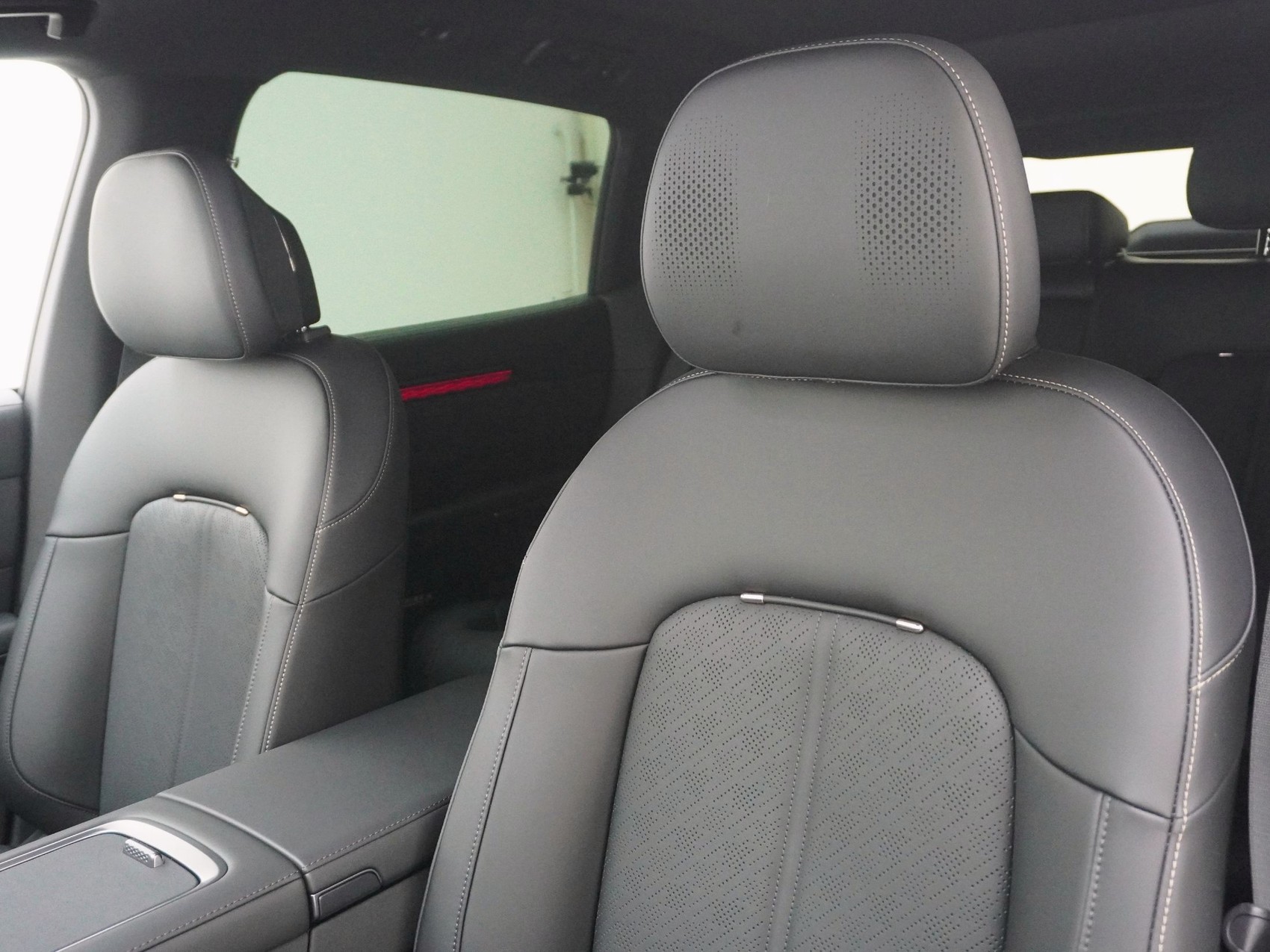 ZEEKR 7X Privilege AWD-image-13