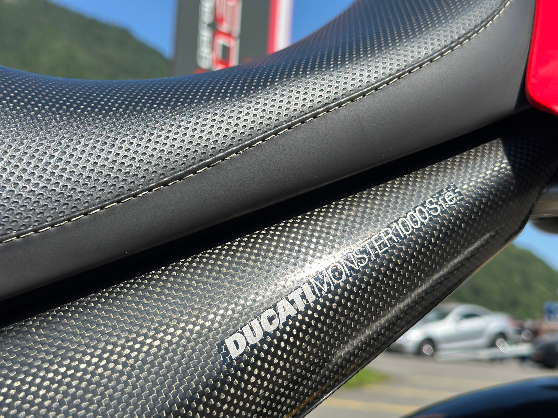 DUCATI M1000 IE-image-14