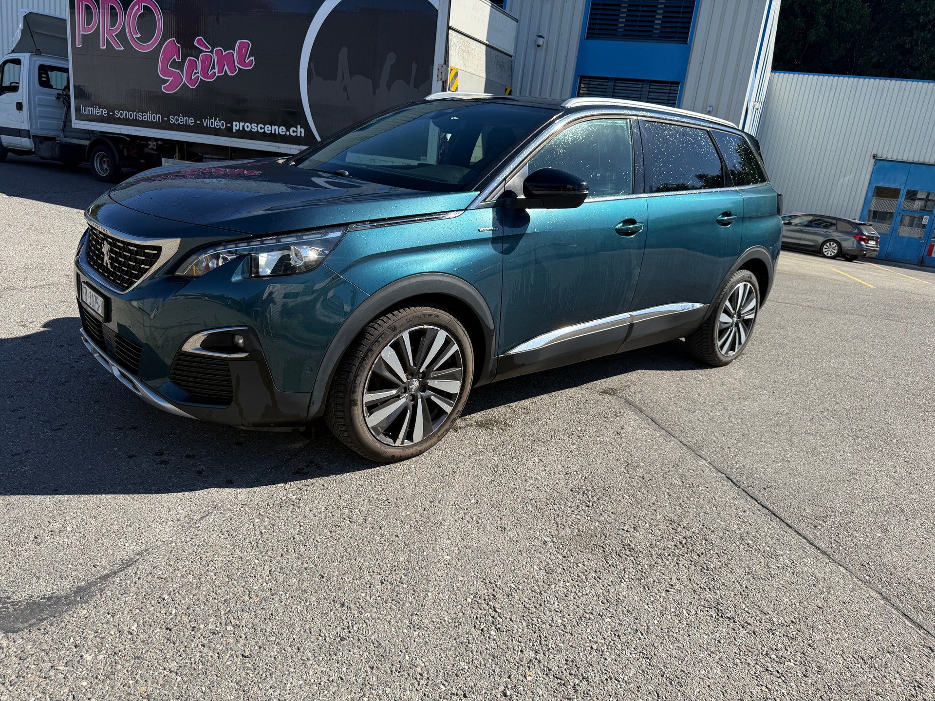 PEUGEOT 5008 1.6 BlueHDi Active ETA