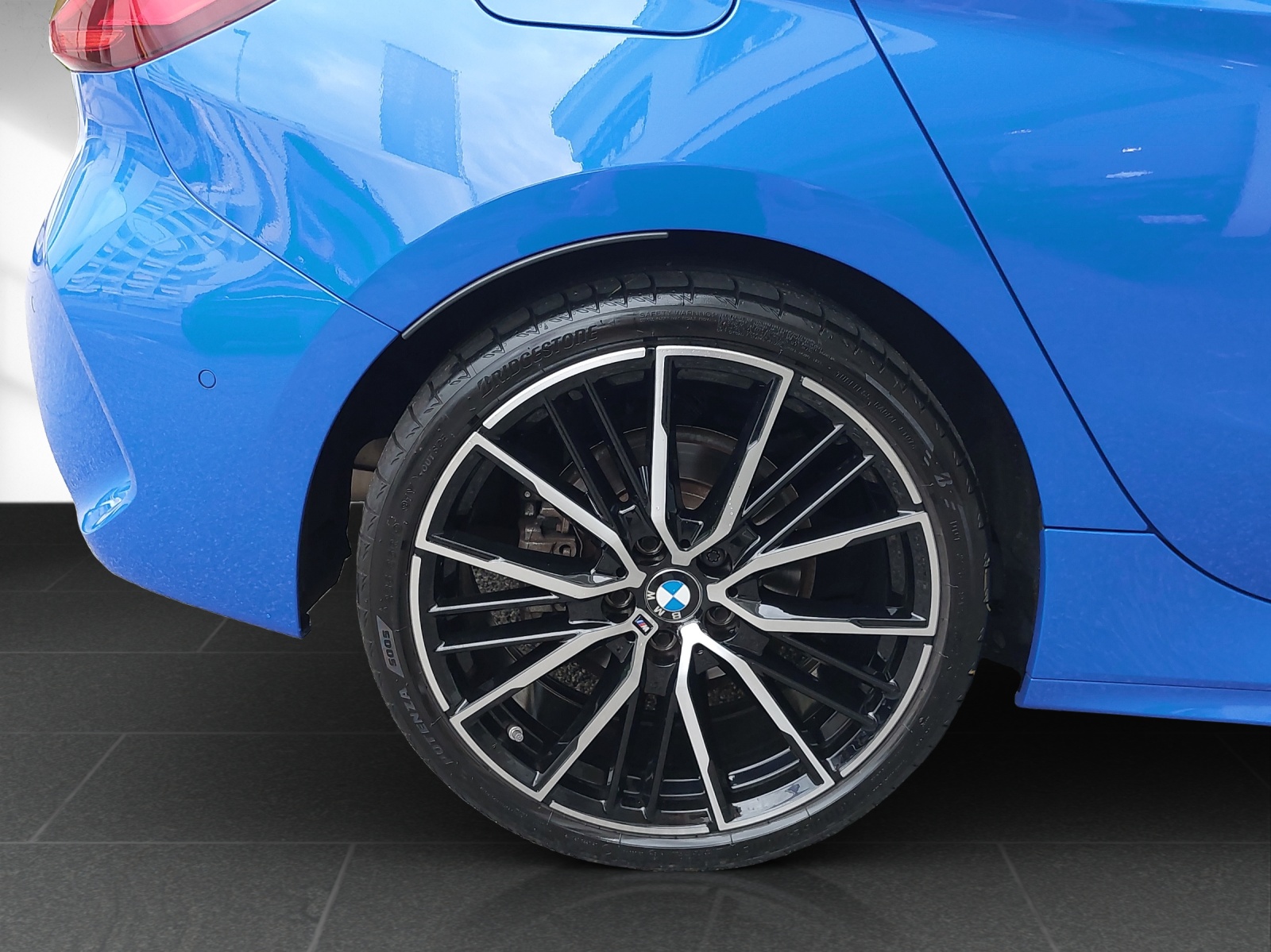 BMW 118i M Sport Steptronic-image-10