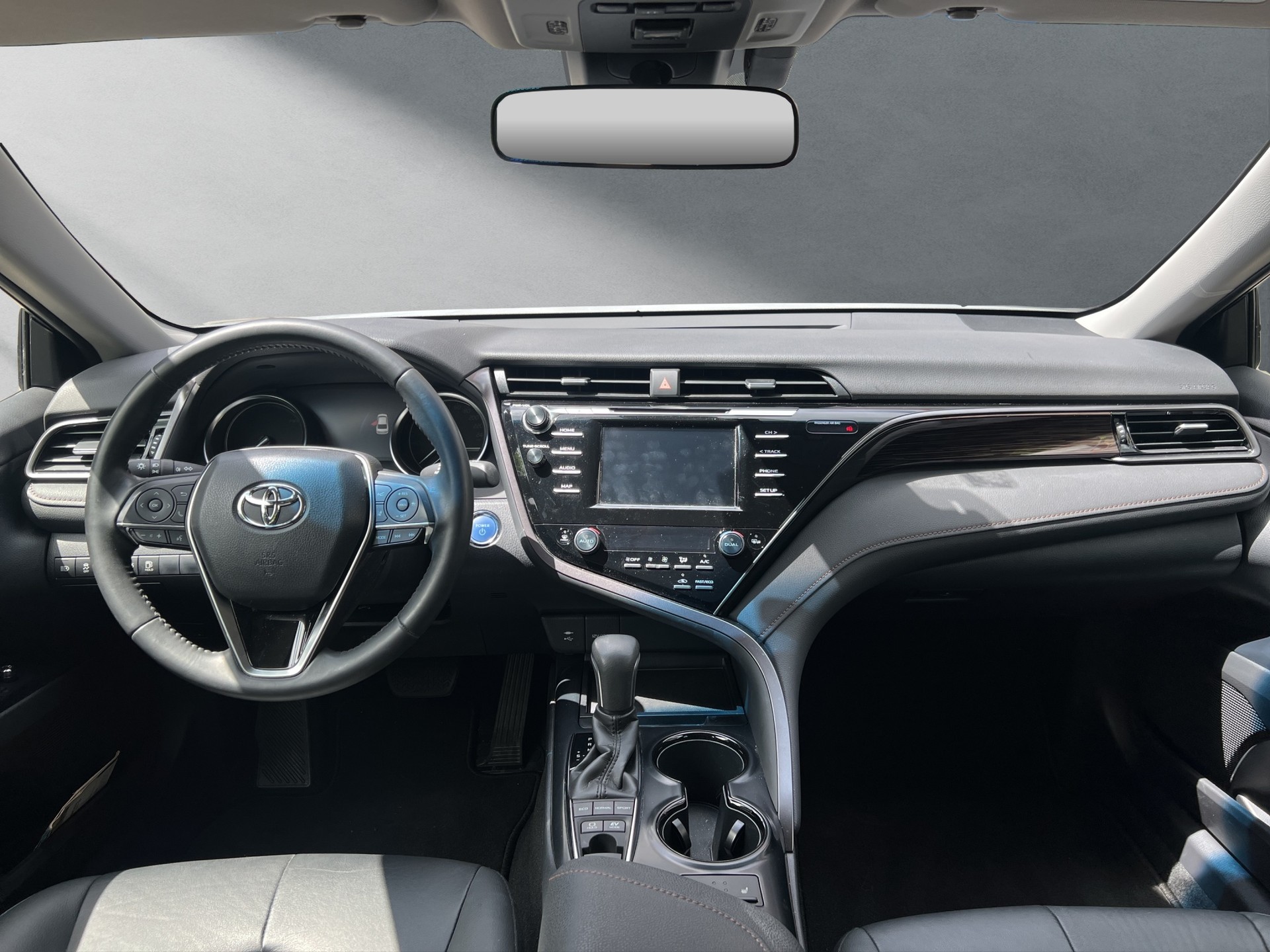 TOYOTA Camry 2.5 HSD Business-image-3