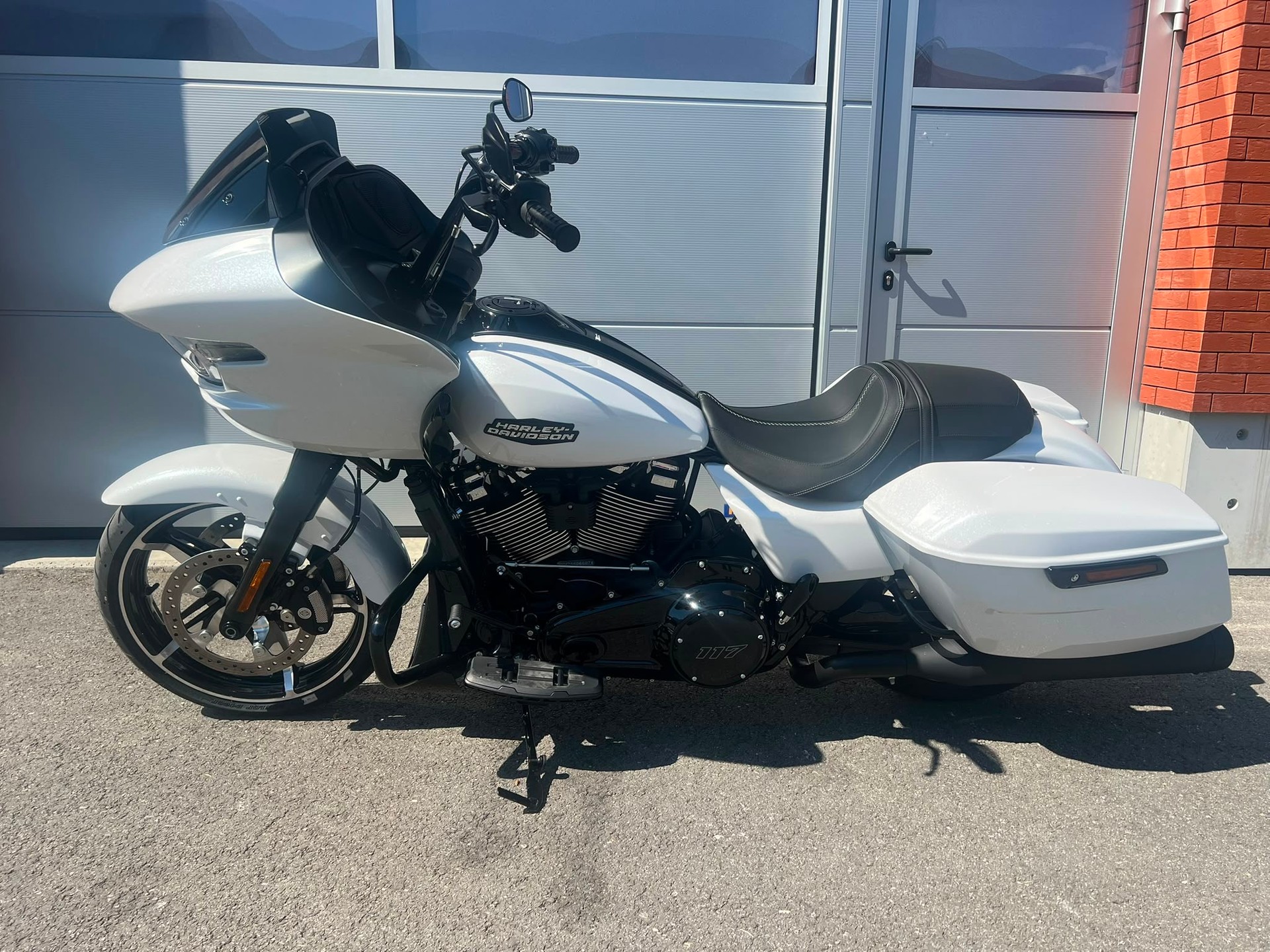HARLEY-DAVIDSON FLTRX Road Glide 117-image-4