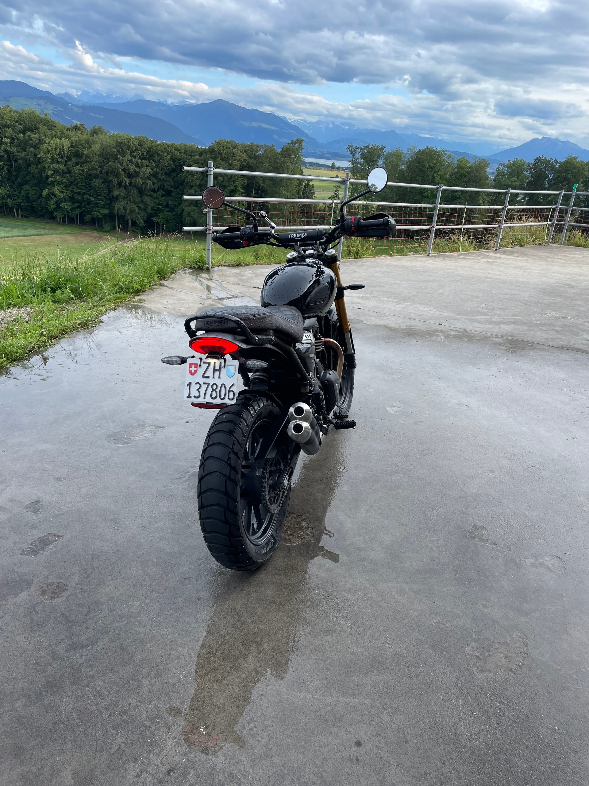 TRIUMPH Scrambler 400 X-image-2
