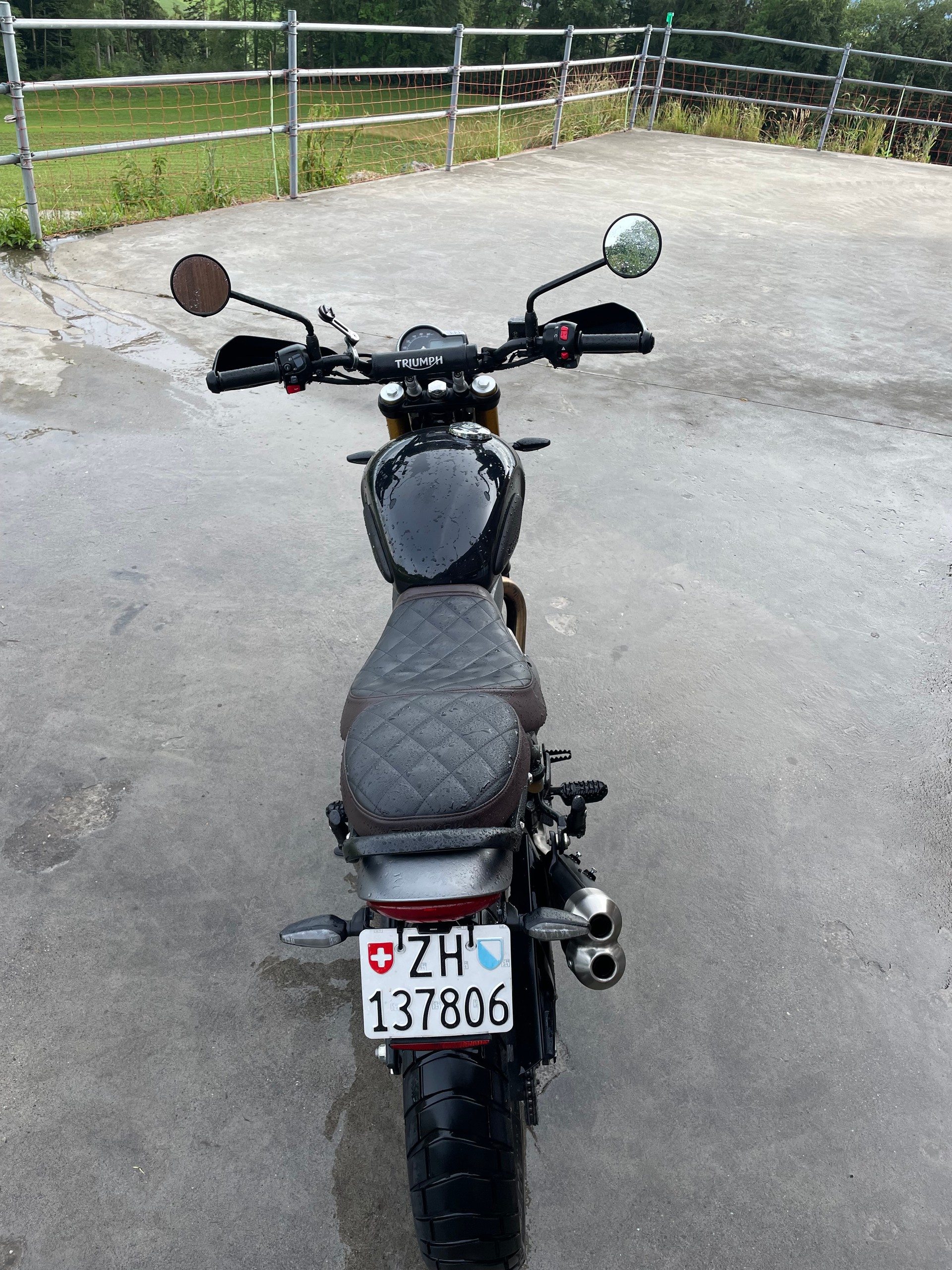 TRIUMPH Scrambler 400 X-image-5