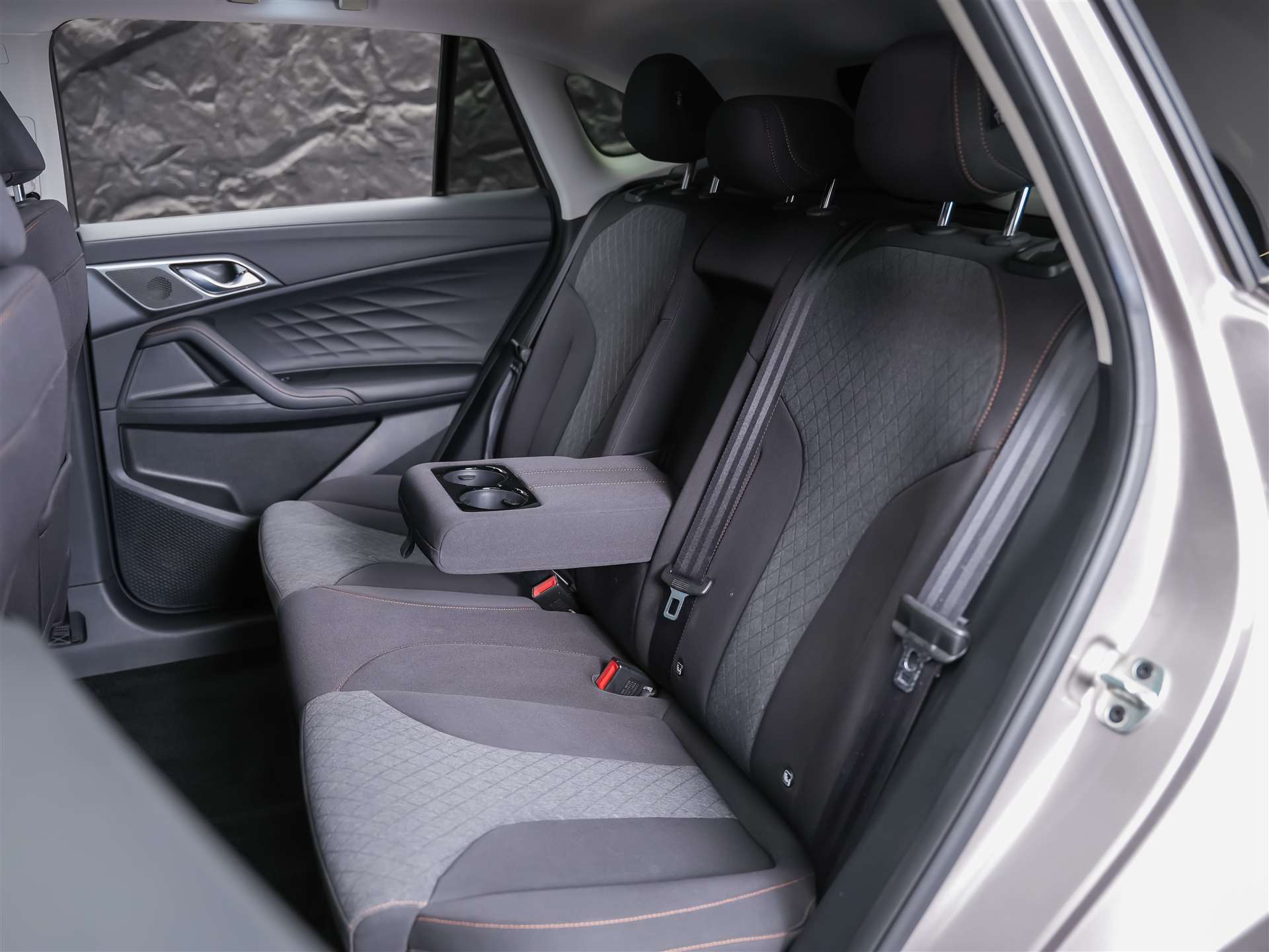 MG HS 1.5 T Comfort Automat *Werksgarantie*Rückfahrkamera*Abstandsregler*-image-12