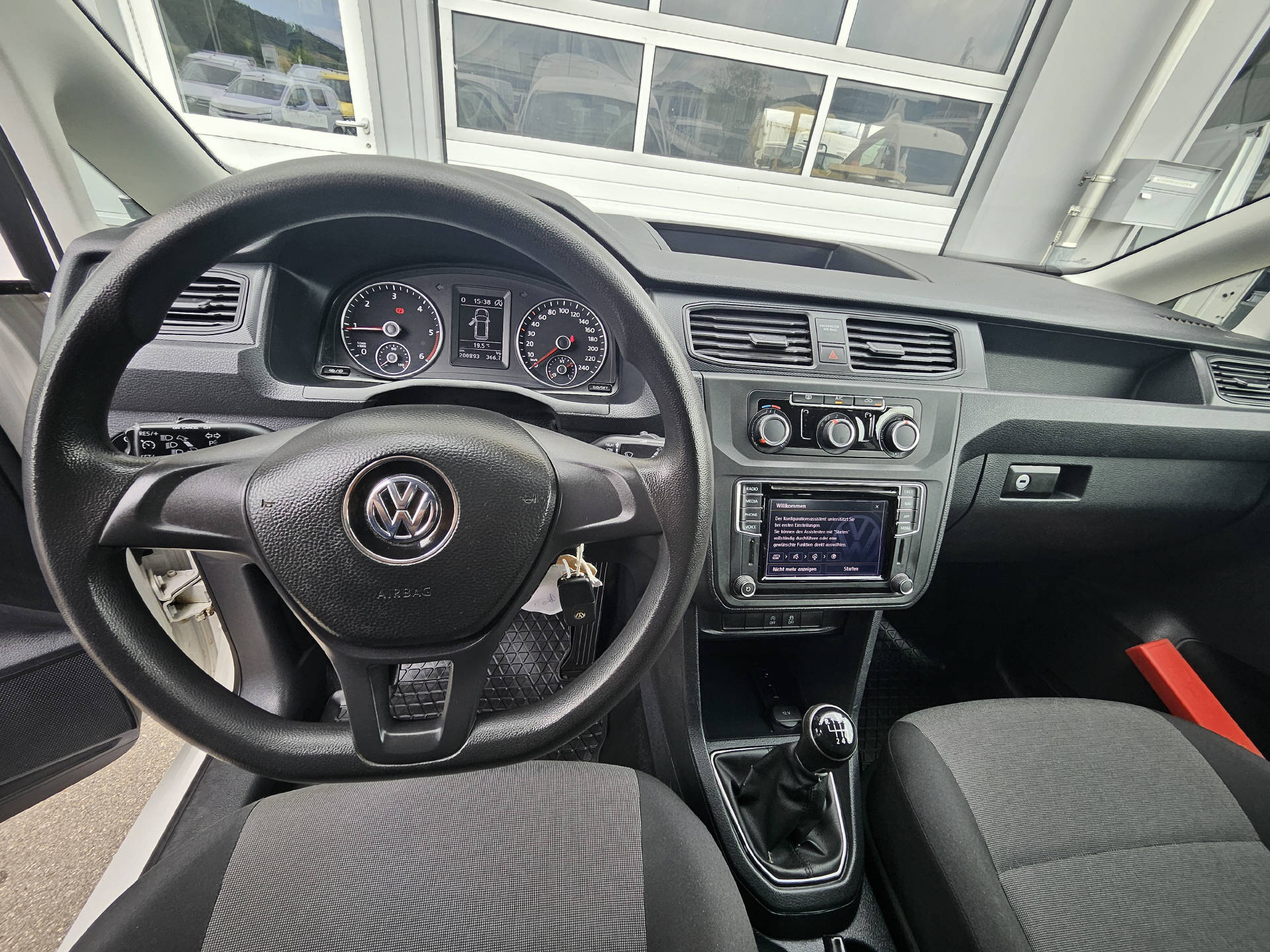 VW Caddy Maxi Kaw. 2.0 TDI 122 BMT 4motion * Frisch ab Service * Frisch ab MFK *-image-16