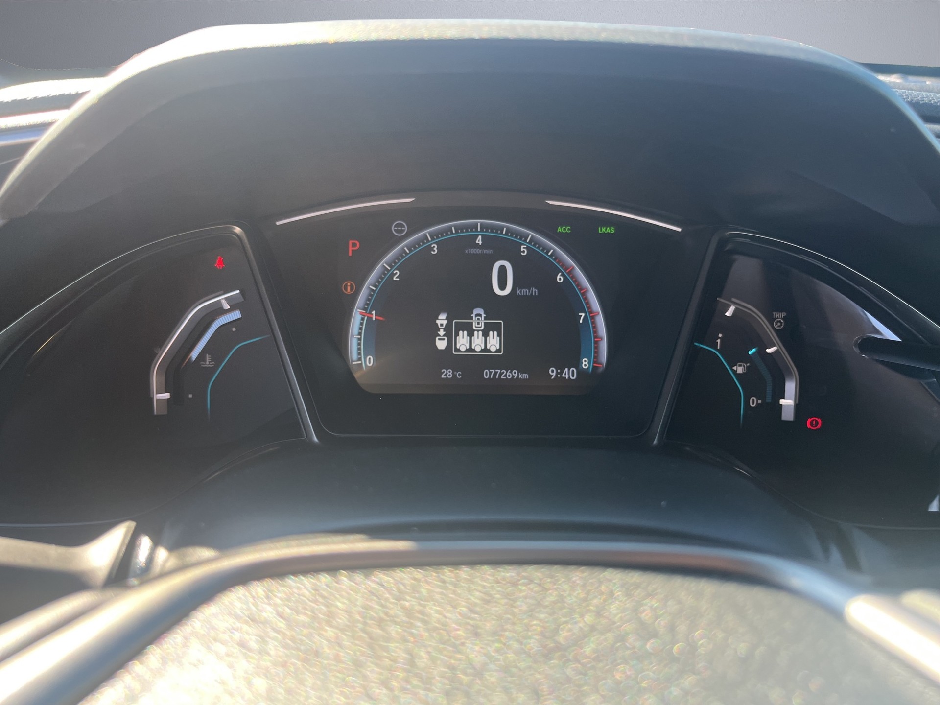 HONDA Civic 1.0 VTEC Turbo Executive Premium-image-10
