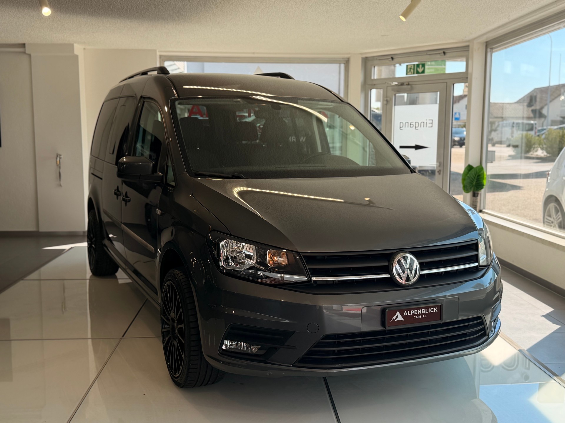 VW Caddy Maxi 2.0 TDI Trendline DSG-image-4