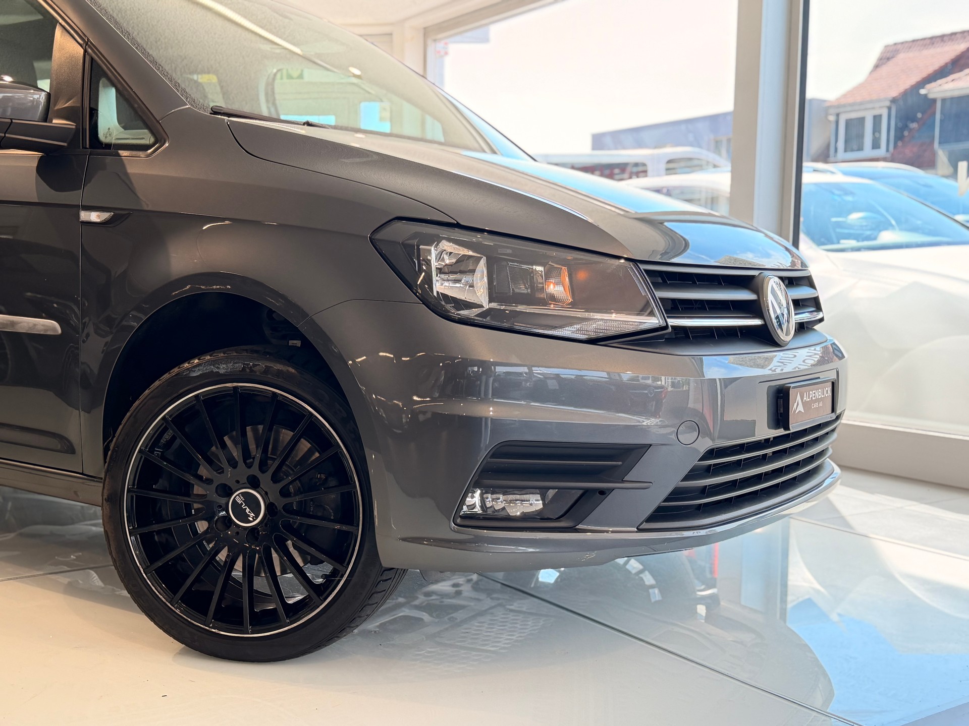 VW Caddy Maxi 2.0 TDI Trendline DSG-showroom-element-2