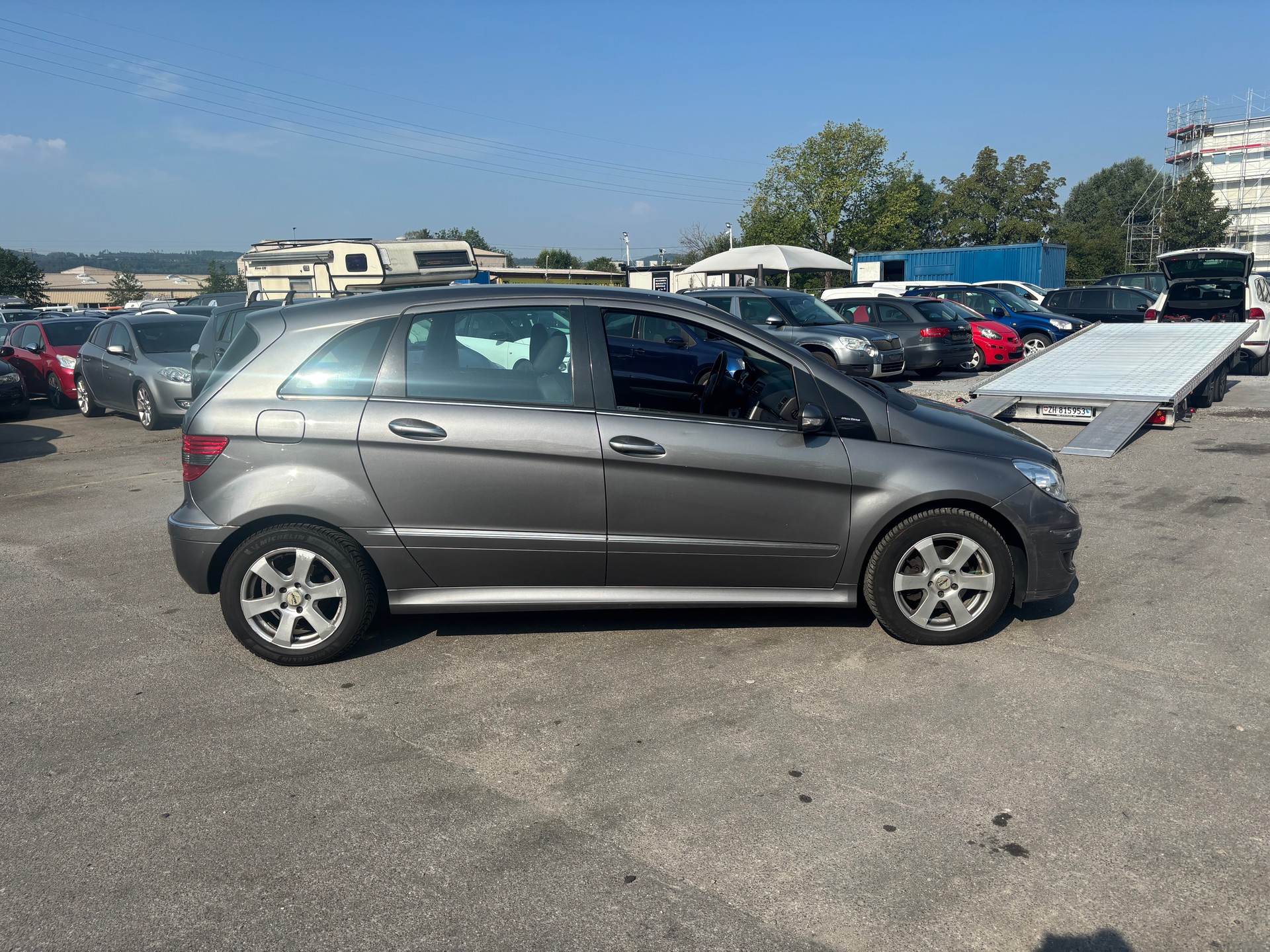 MERCEDES-BENZ B 200 CDI-image-3