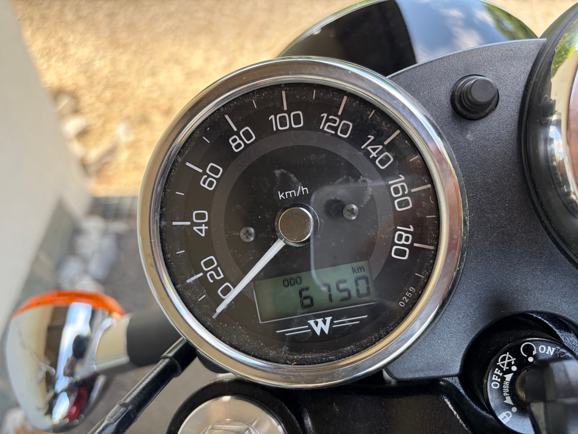 KAWASAKI W 800-image-1