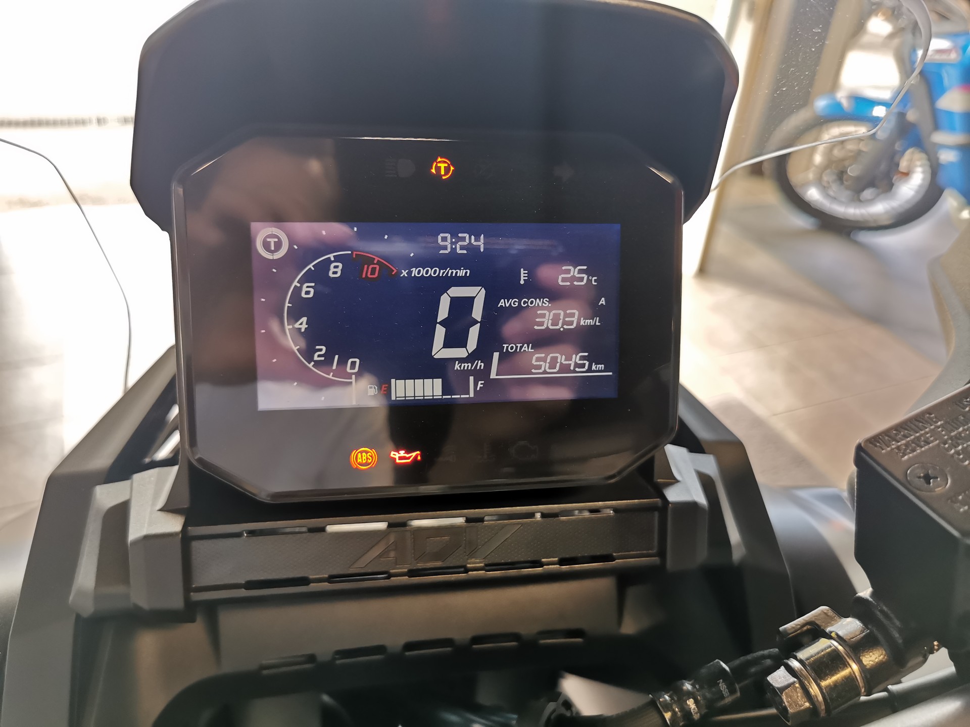 HONDA ADV 350-image-5
