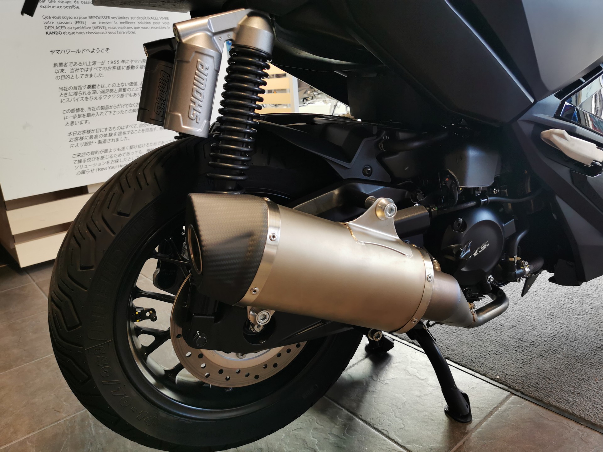 HONDA ADV 350-image-2