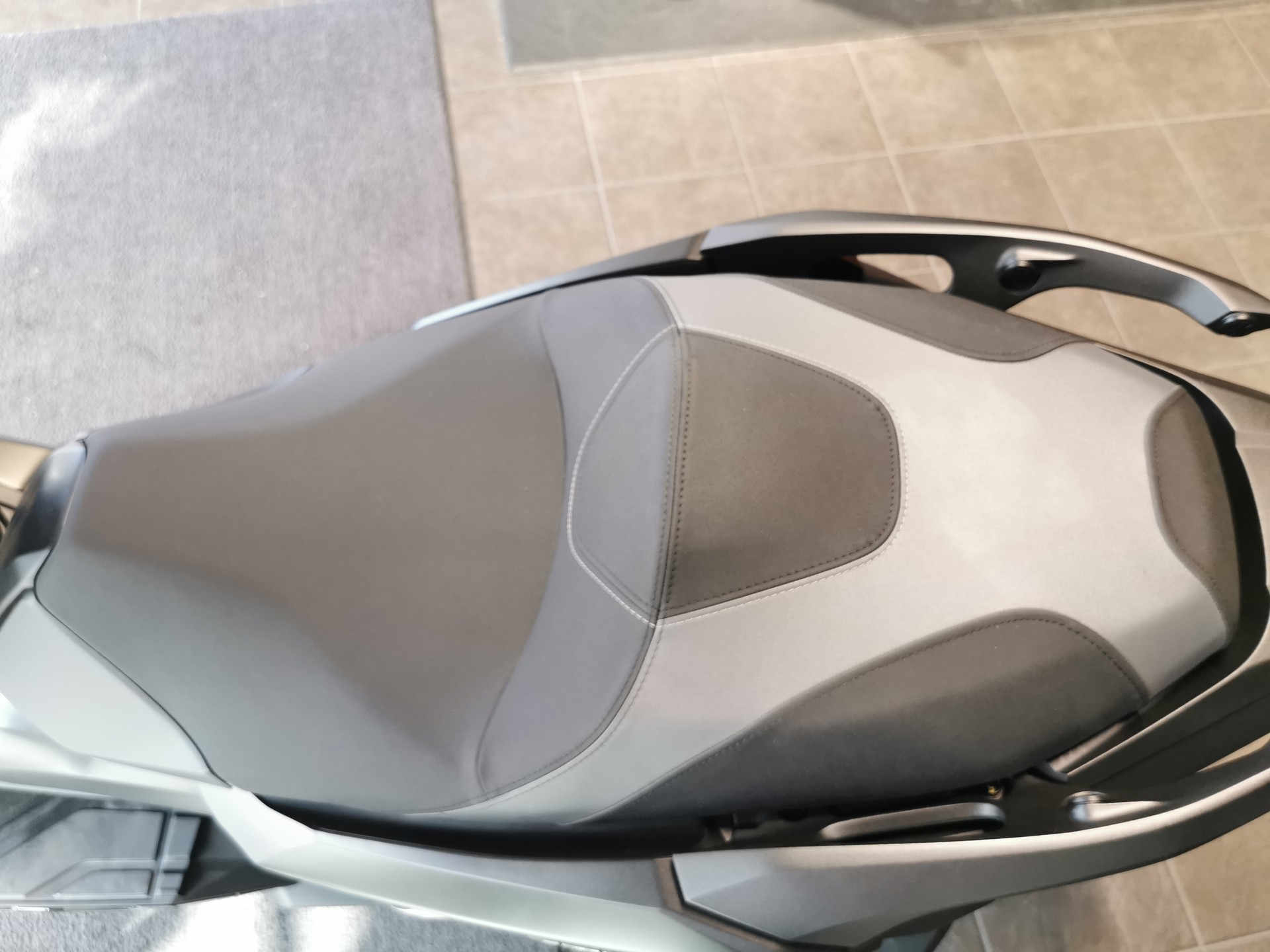HONDA ADV 350-image-7