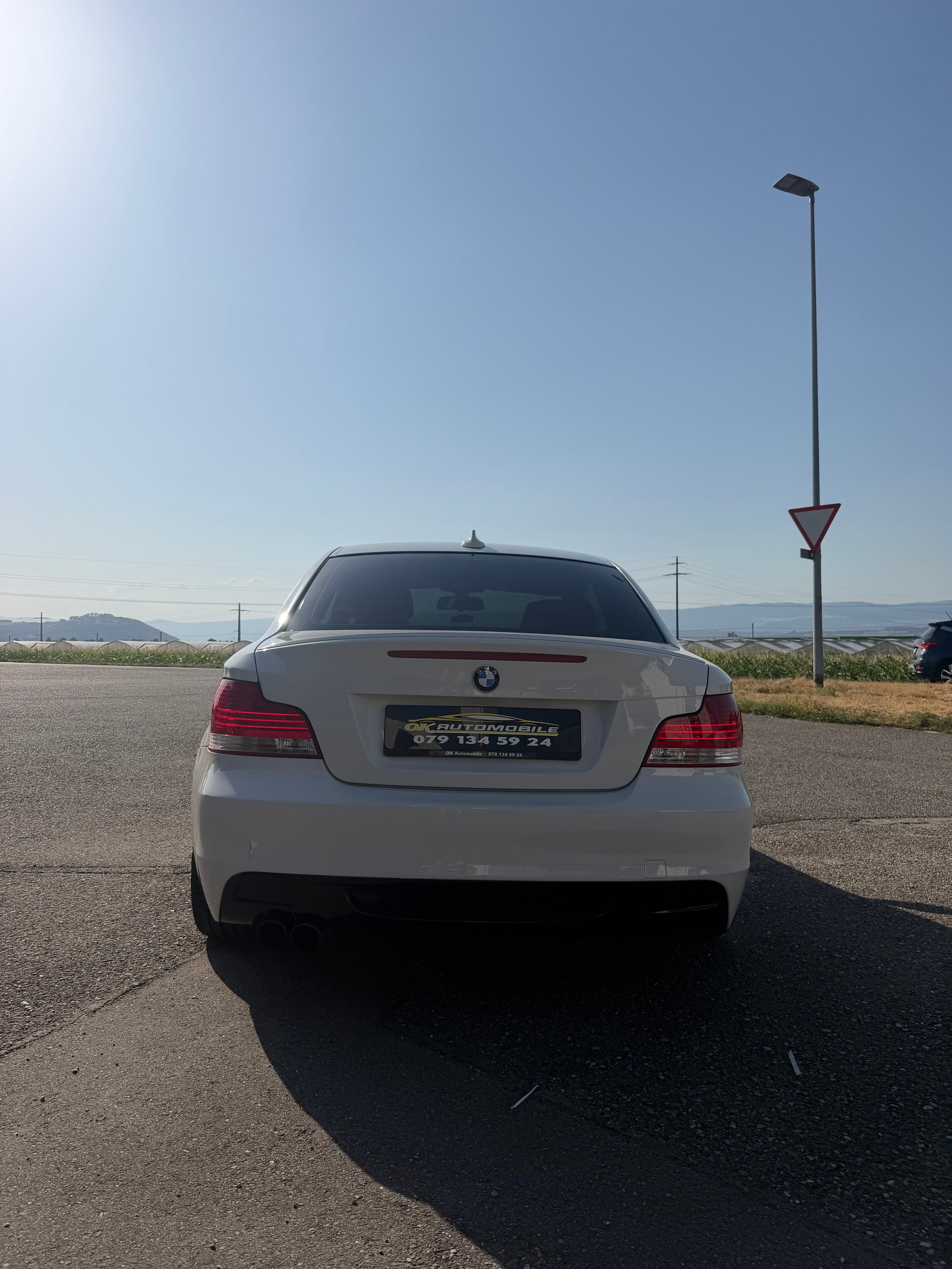 BMW 135i Coupé-image-4