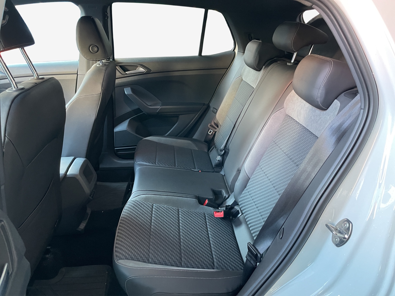 VW T-Cross 1.0 TSI Style DSG-image-11