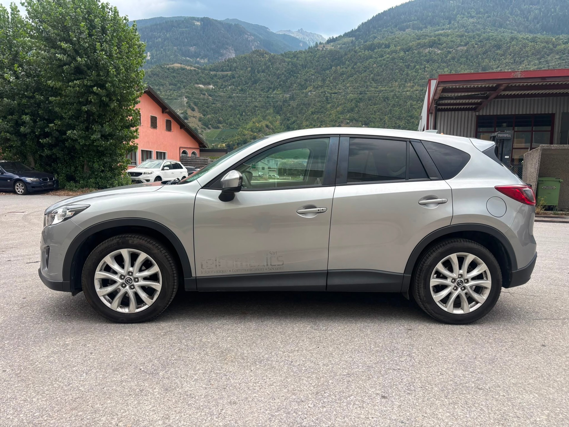 MAZDA CX-5 2.2 D HP Revolution AWD Automatic-image-5