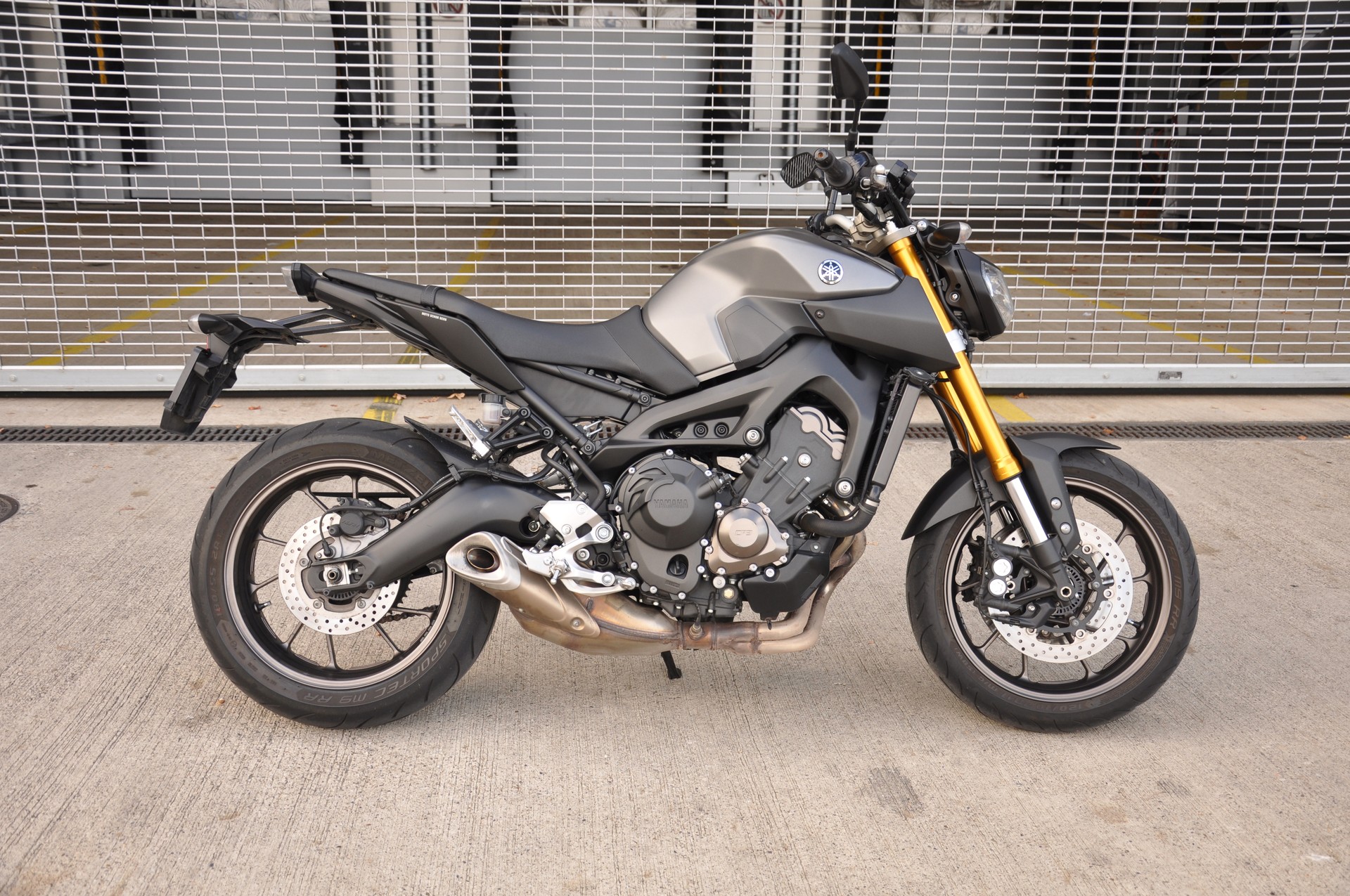 YAMAHA MT-09 ABS I ab MFK-image-1