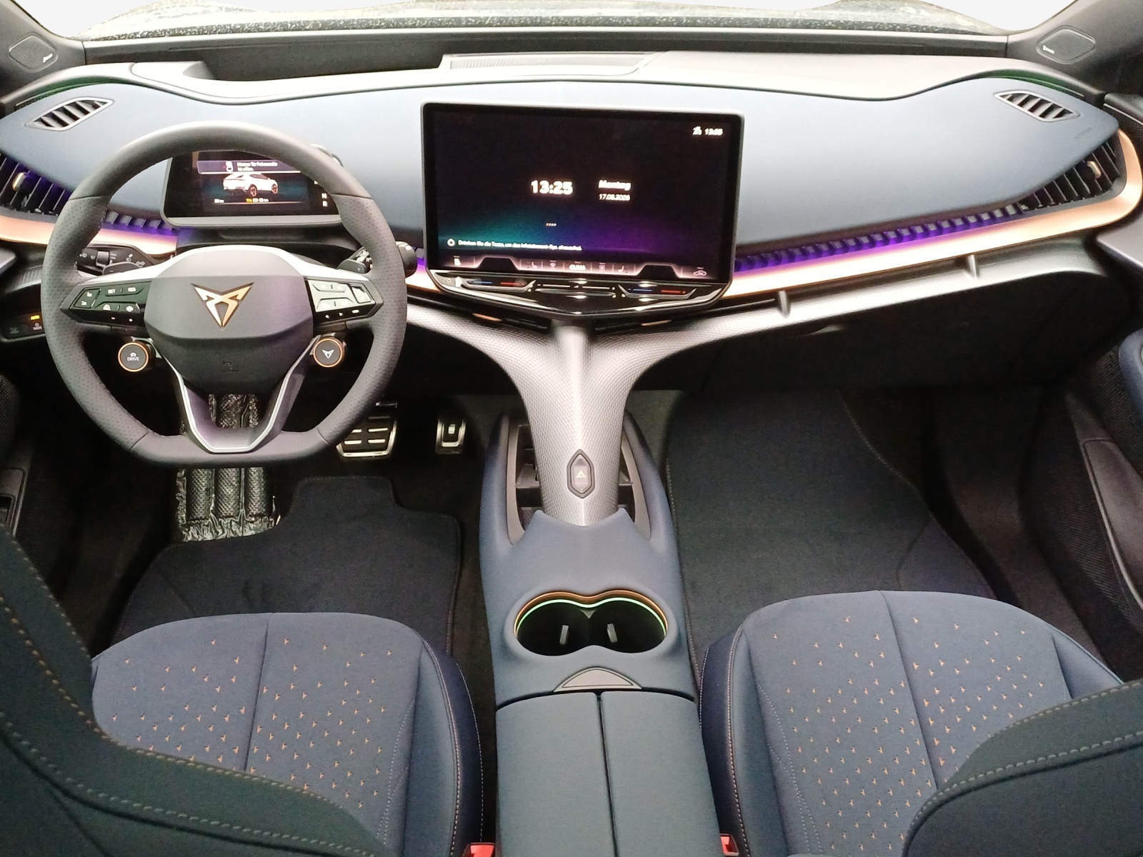 CUPRA Tavascan Type 9 77 kWh Adrenaline-image-8