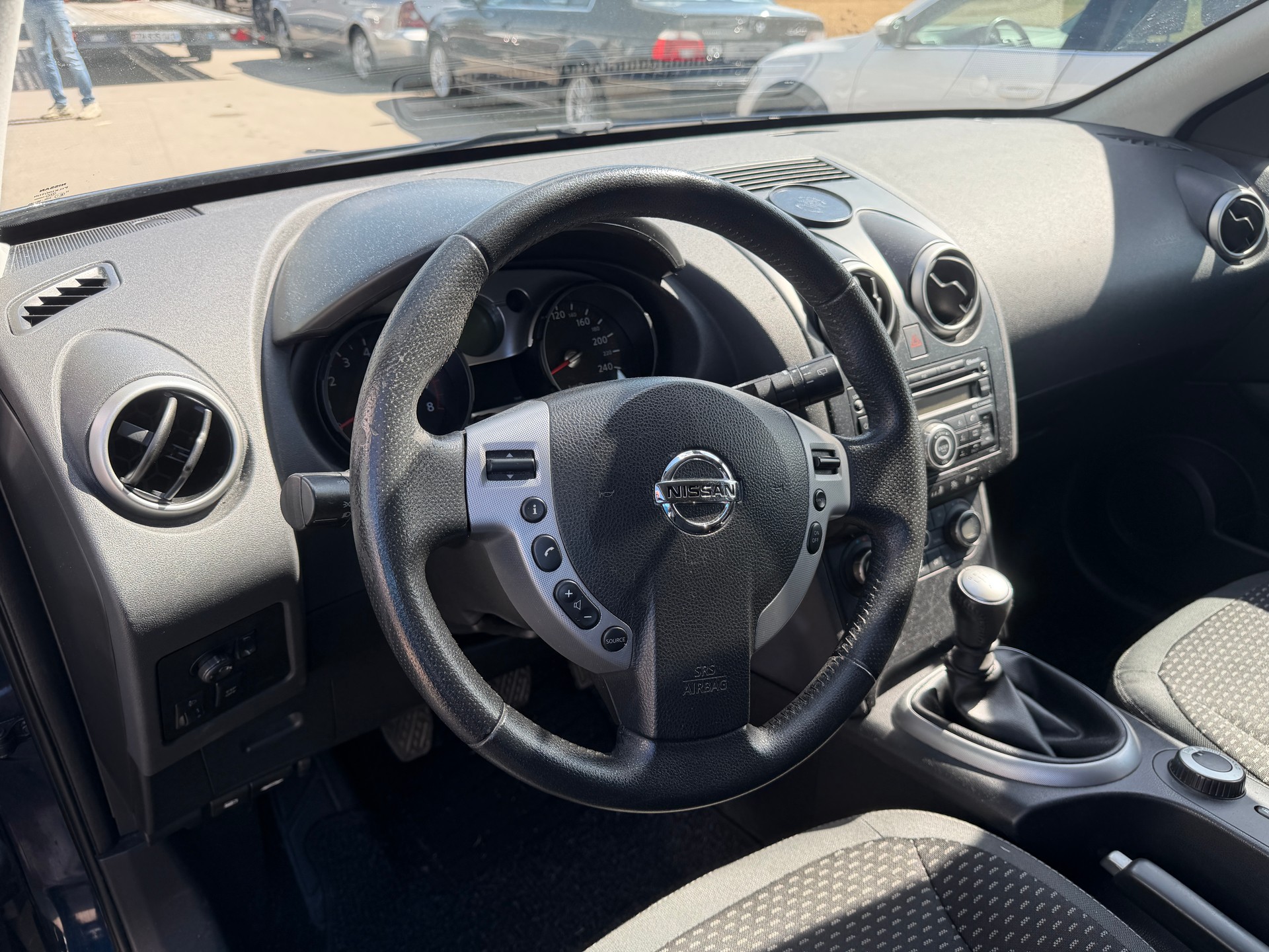 NISSAN Qashqai 2.0 4WD acenta-image-9