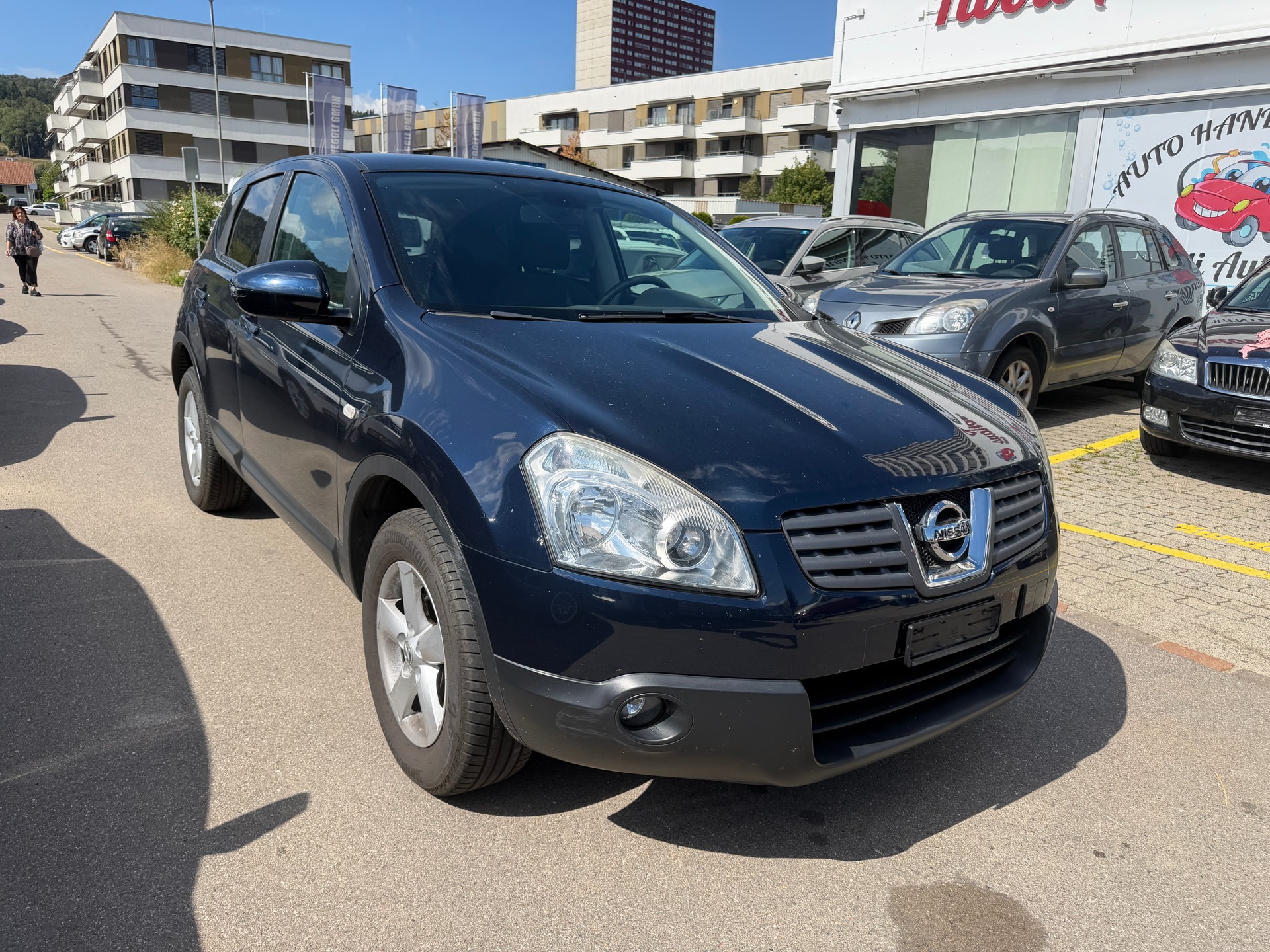 NISSAN Qashqai 2.0 4WD acenta-showroom-element-1
