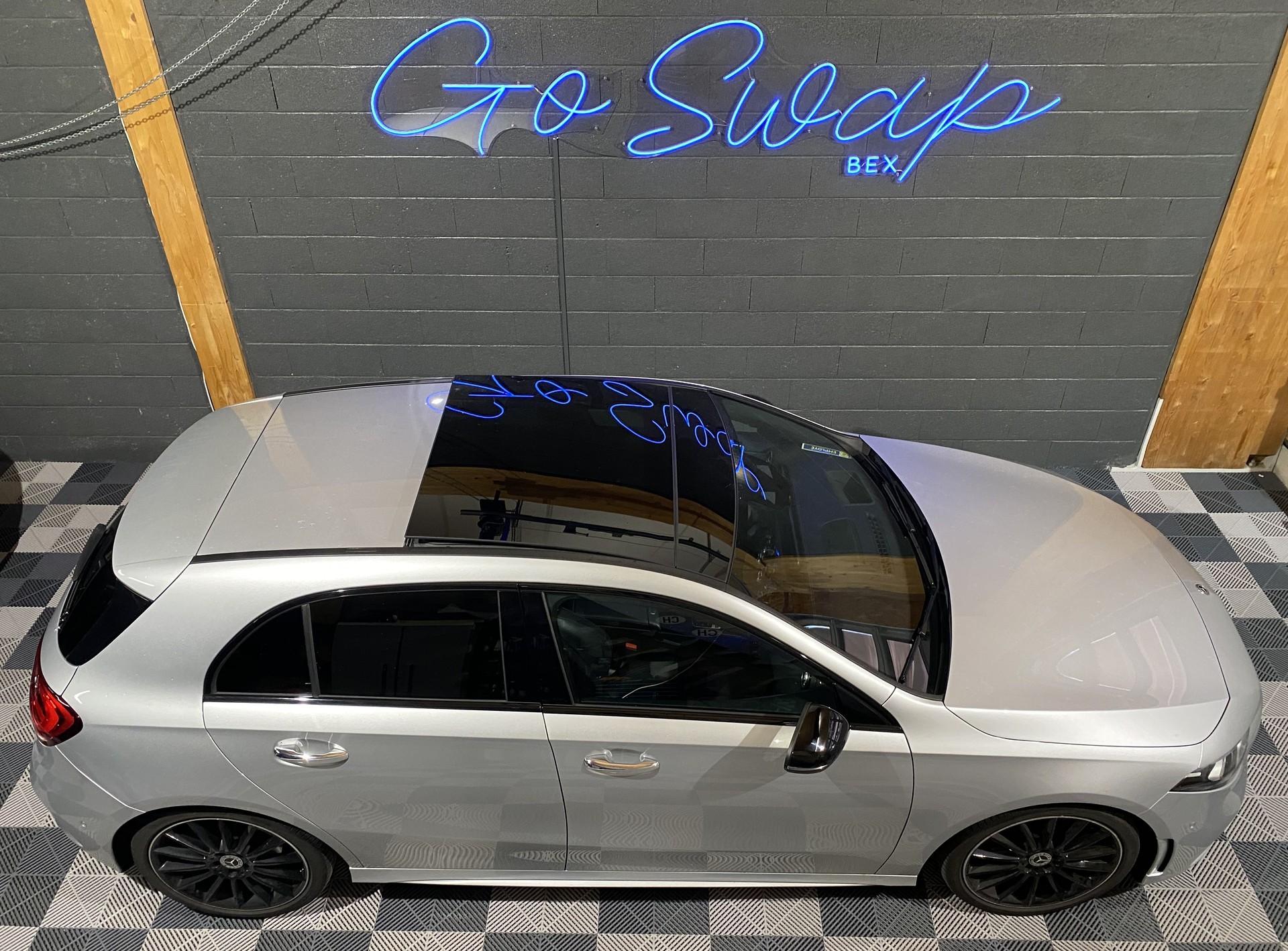 MERCEDES-BENZ A 250 4Matic AMG Line 4Matic 7G-DCT-showroom-element-2