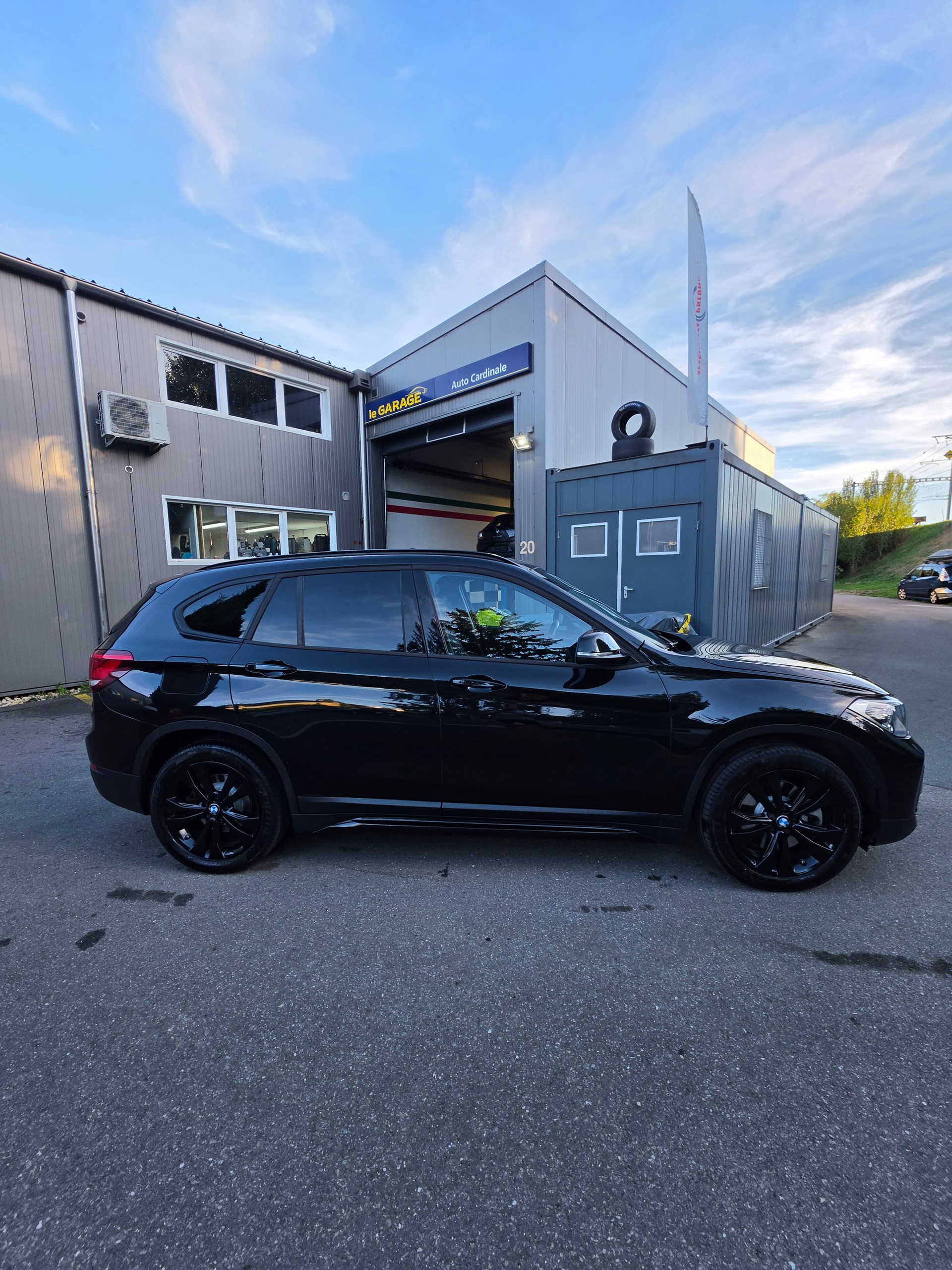 BMW X1 xDrive 25e Sport Line Steptronic-showroom-element-2