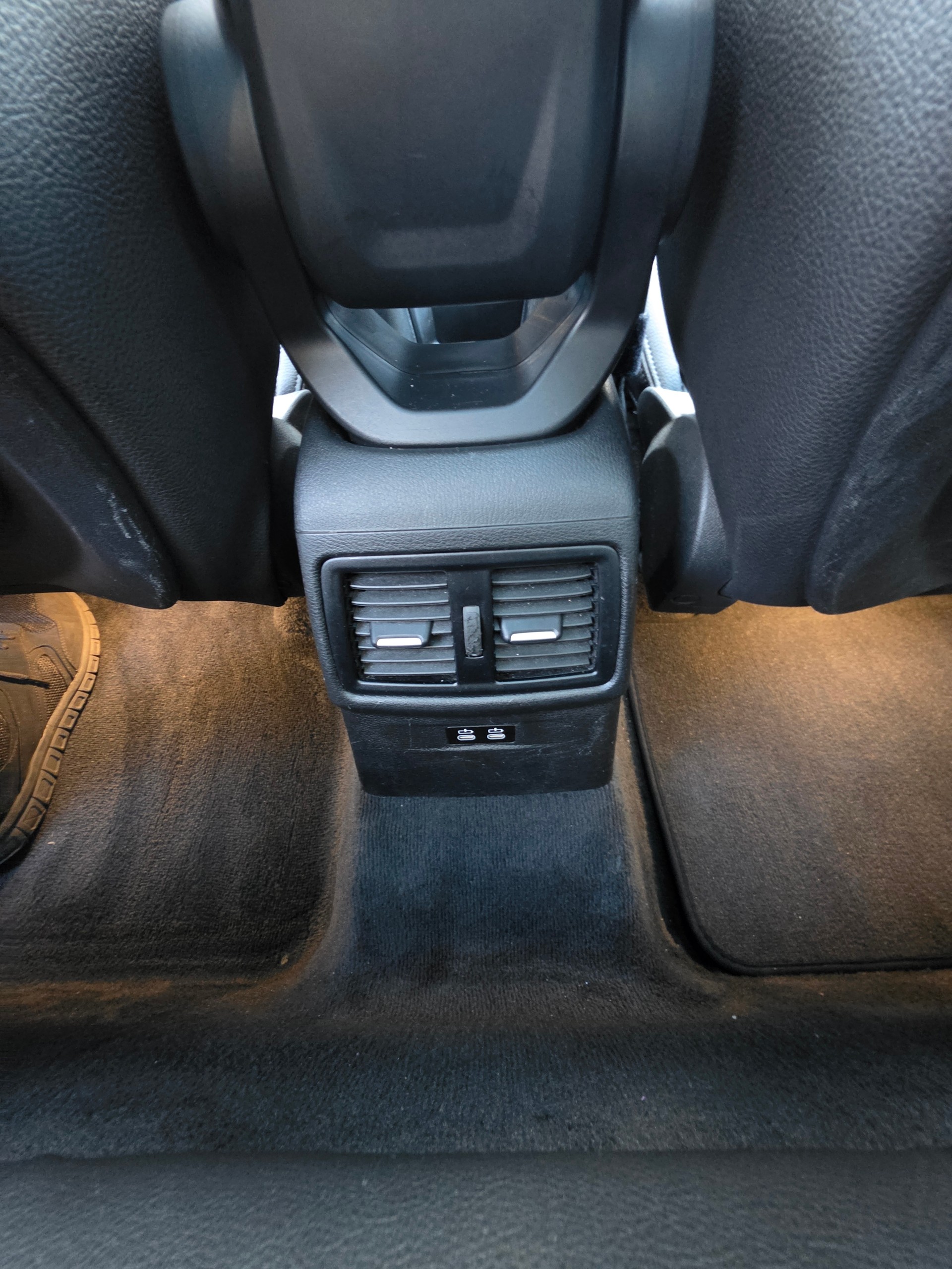 BMW X1 xDrive 25e Sport Line Steptronic-image-16
