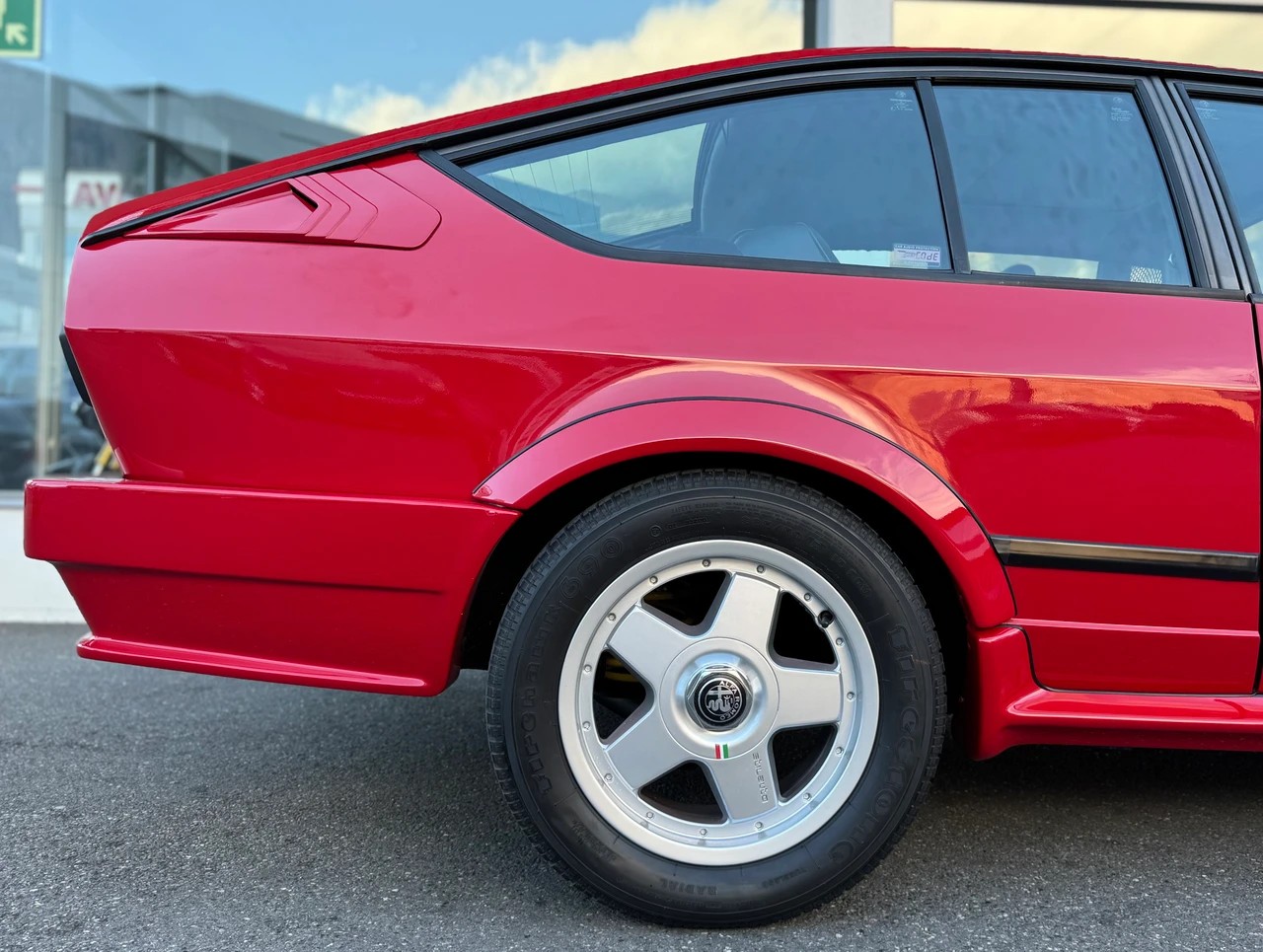 ALFA ROMEO GTV 6 2.5 Grand Prix-showroom-element-3