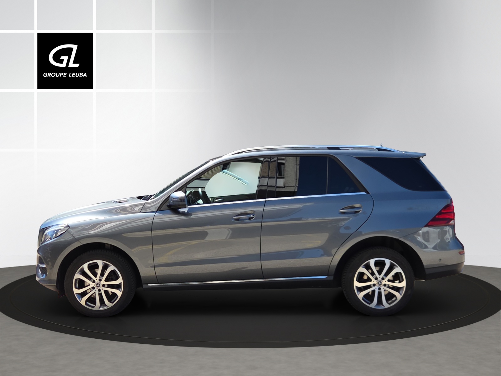 MERCEDES-BENZ GLE 350 d 4Matic 9G-Tronic-showroom-element-2