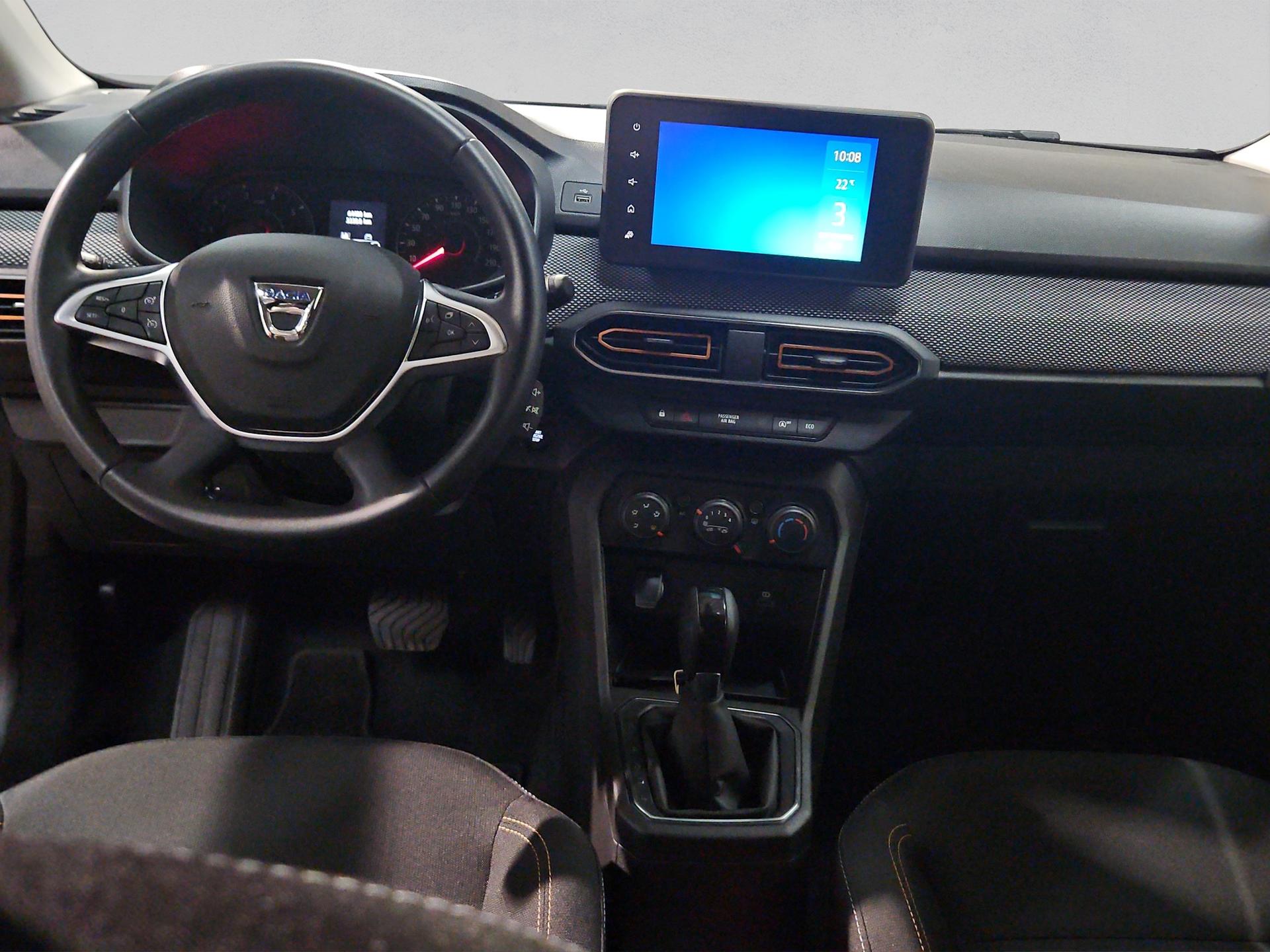 DACIA Sandero Stepway TCe 90 Comfort CVT-image-13