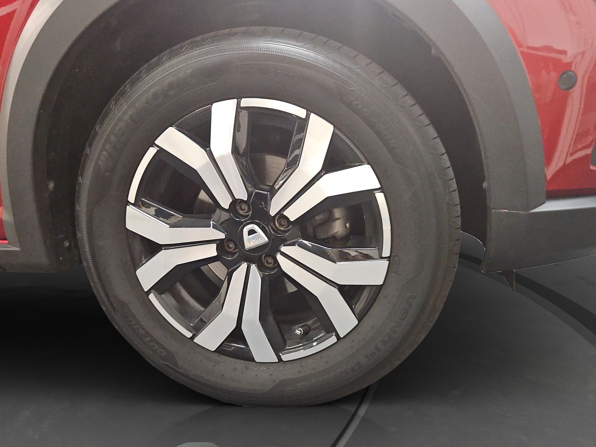 DACIA Sandero Stepway TCe 90 Comfort CVT-image-17