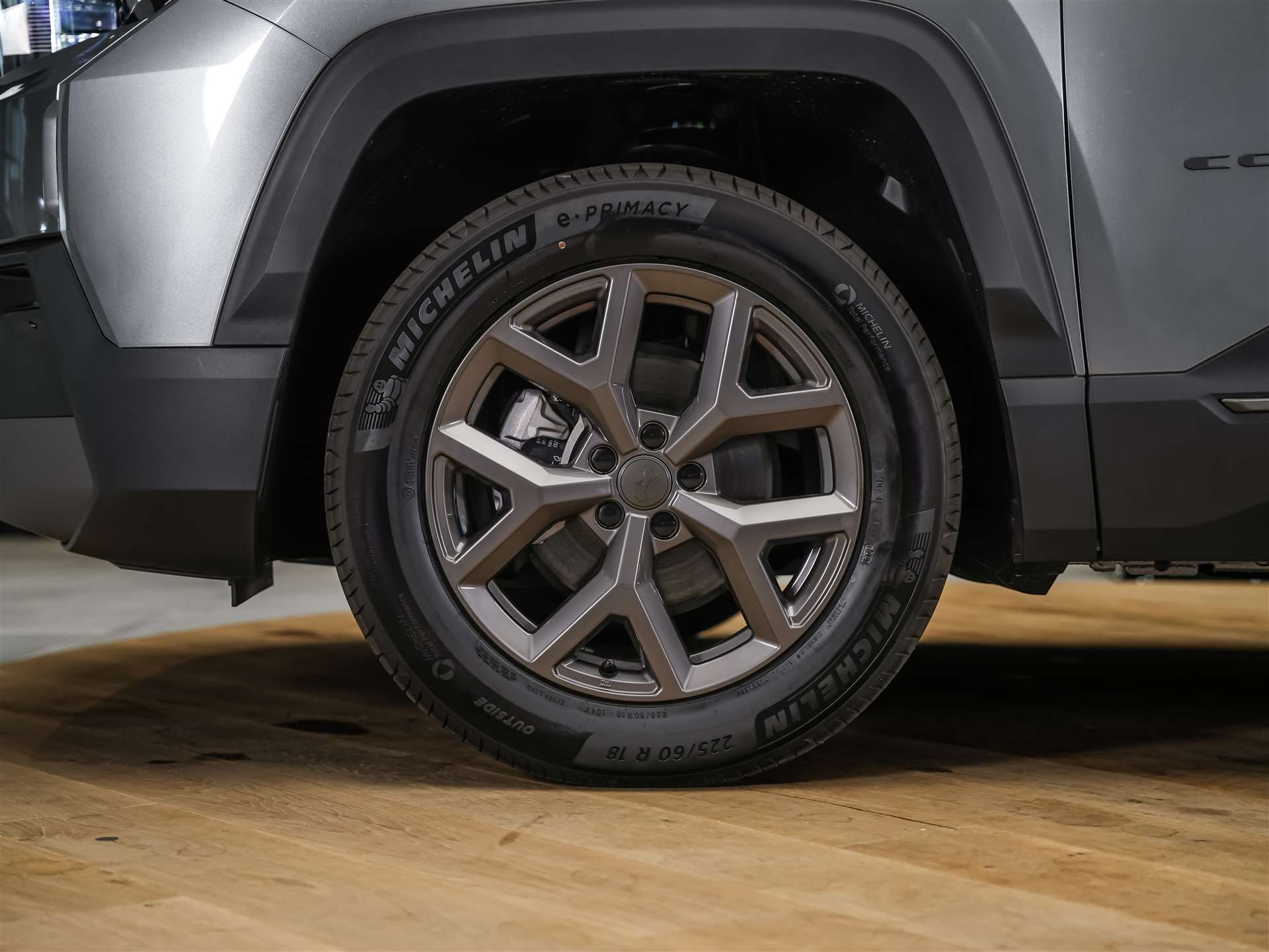 JEEP Compass 1.2 T e-Hybrid First Edition *SOFORT Verfügbar*Werksgarantie*Matrix-LED*Lenkradheizung*-image-17