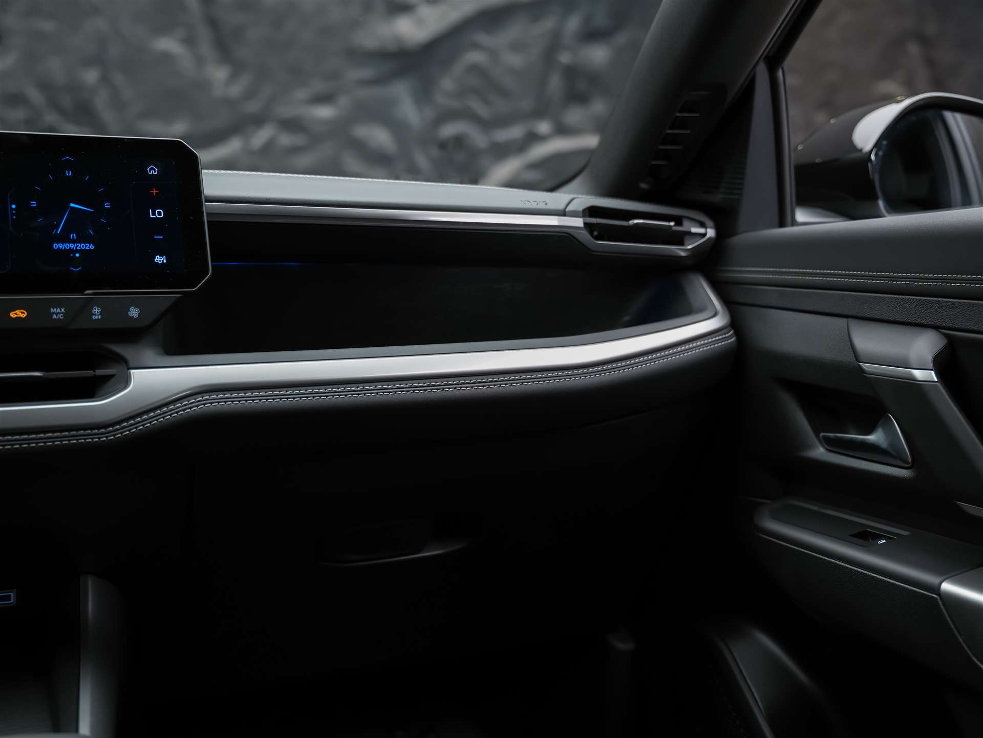 JEEP Compass 1.2 T e-Hybrid First Edition *SOFORT Verfügbar*Werksgarantie*Matrix-LED*Lenkradheizung*-image-21