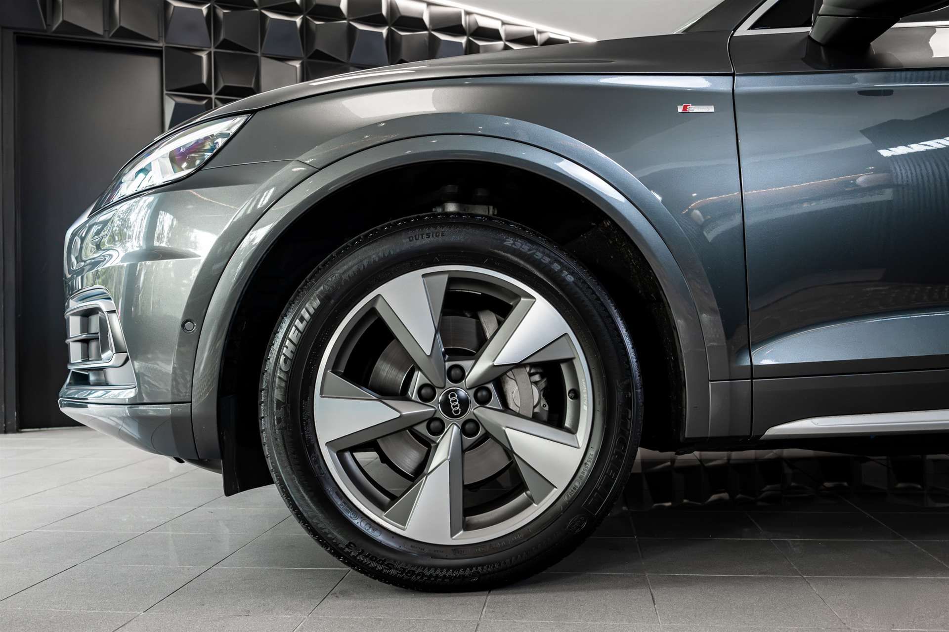 AUDI Q5 45 TFSI sport quattro S-tronic-image-31