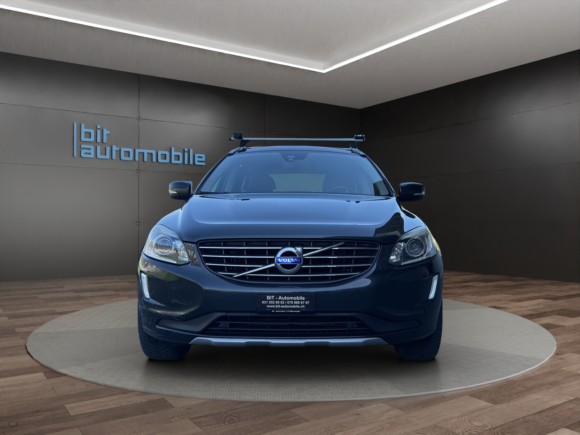 VOLVO XC60 D3 Momentum Geartronic-image-1