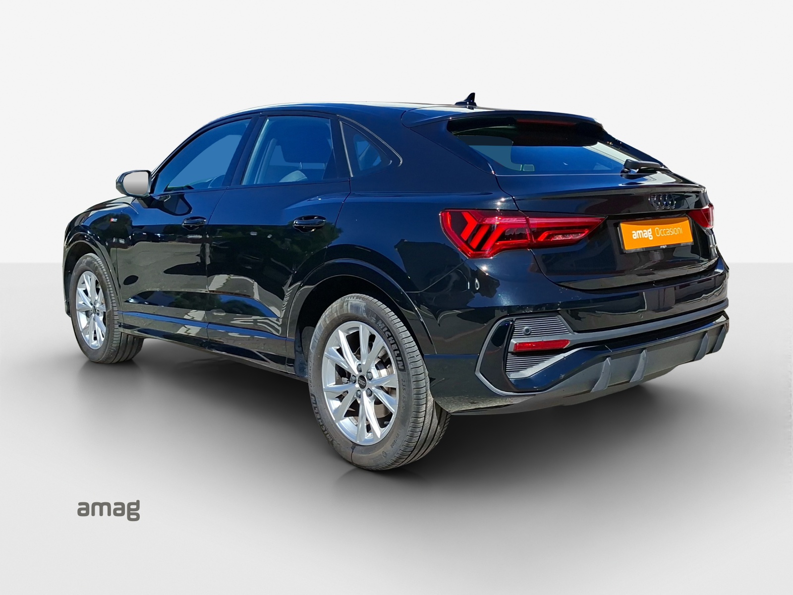 AUDI Q3 Sportback 40 TFSI S line quattro S-tronic-showroom-element-2