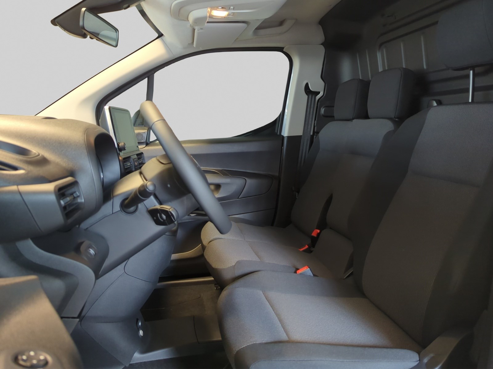FIAT E-Doblo L1 50kWh Launch Edition-image-5